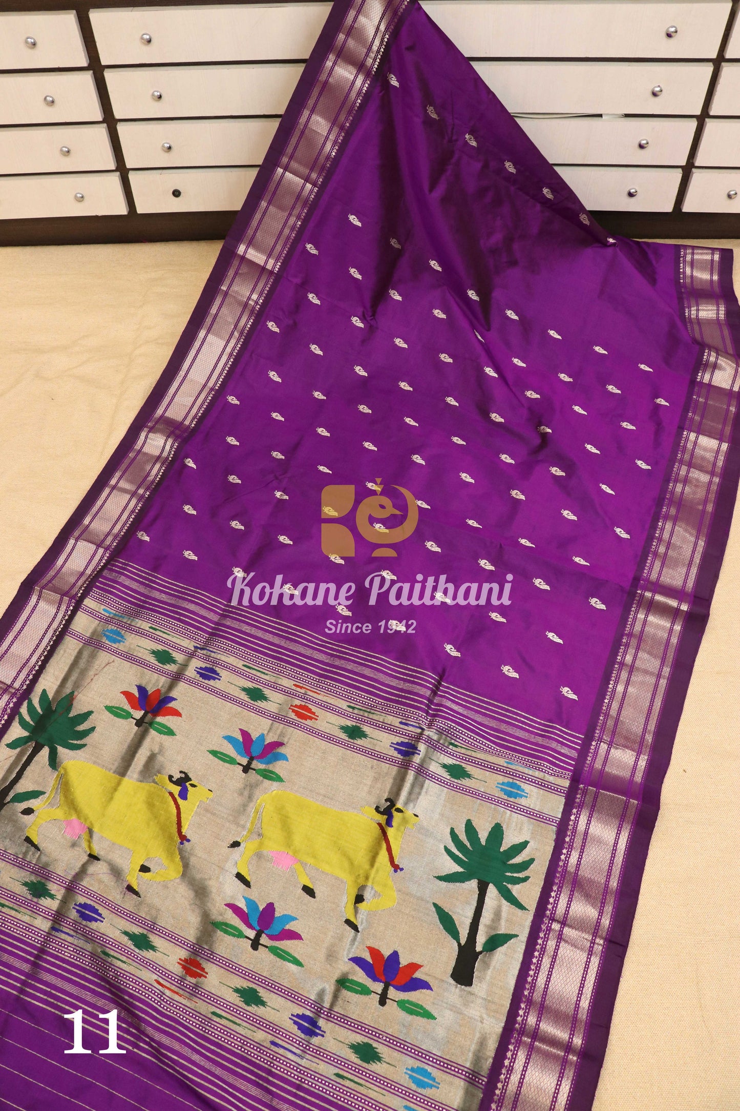 Fancy Pallu Silver Silk Paithani Saree