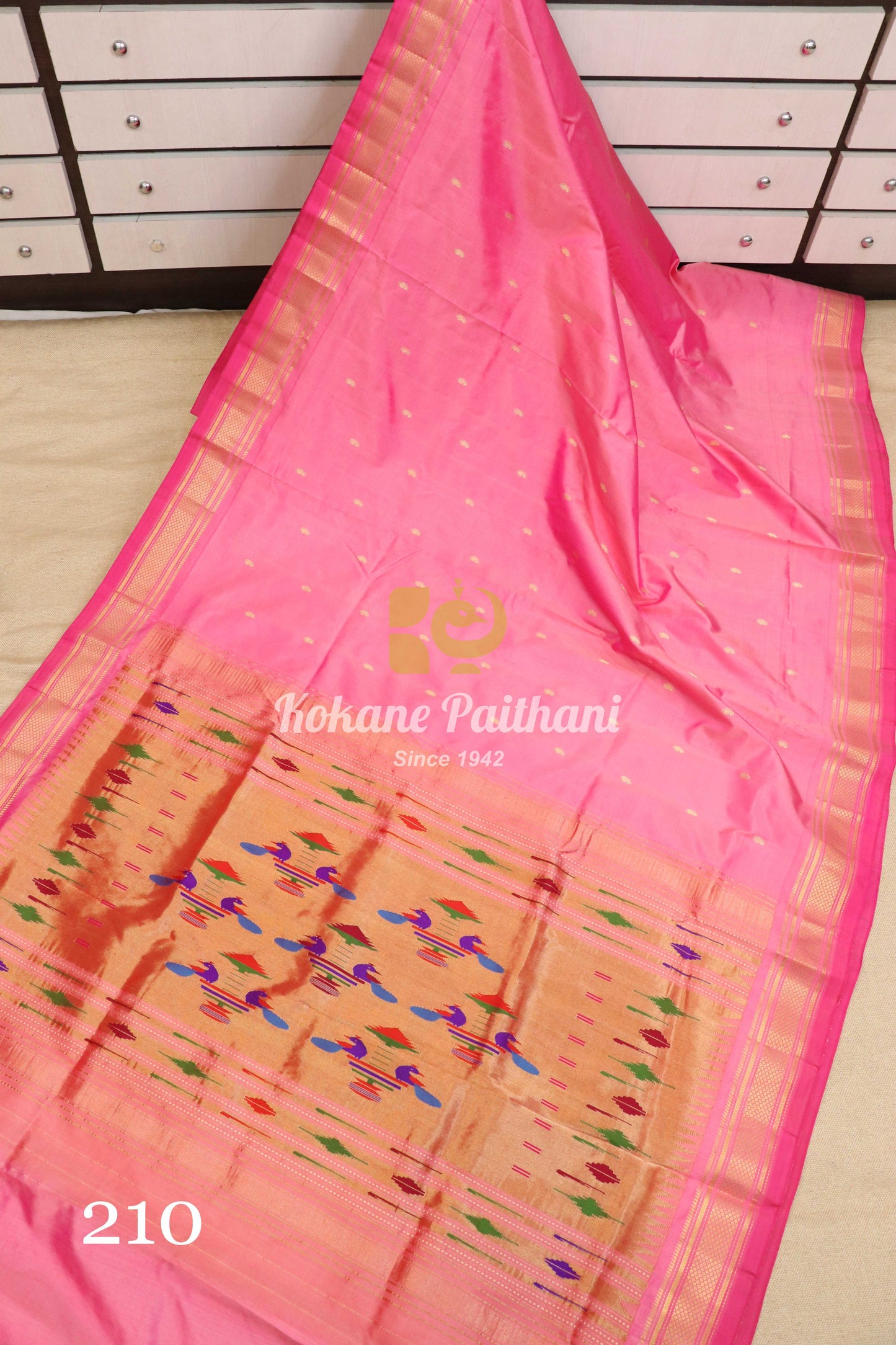 Traditional Pallu Silk Paithani Saree