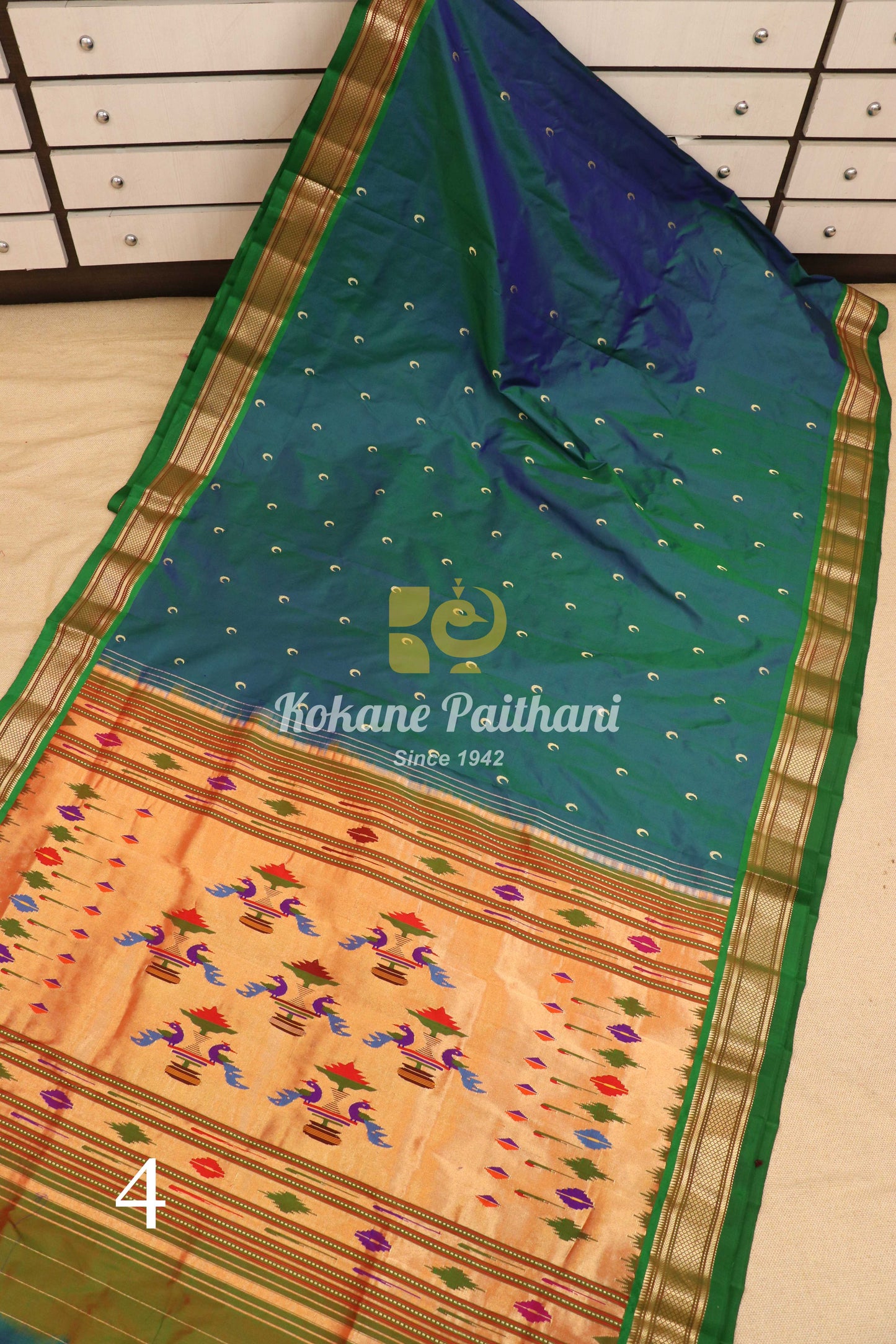 Chandrakala Traditional Pallu Paithani