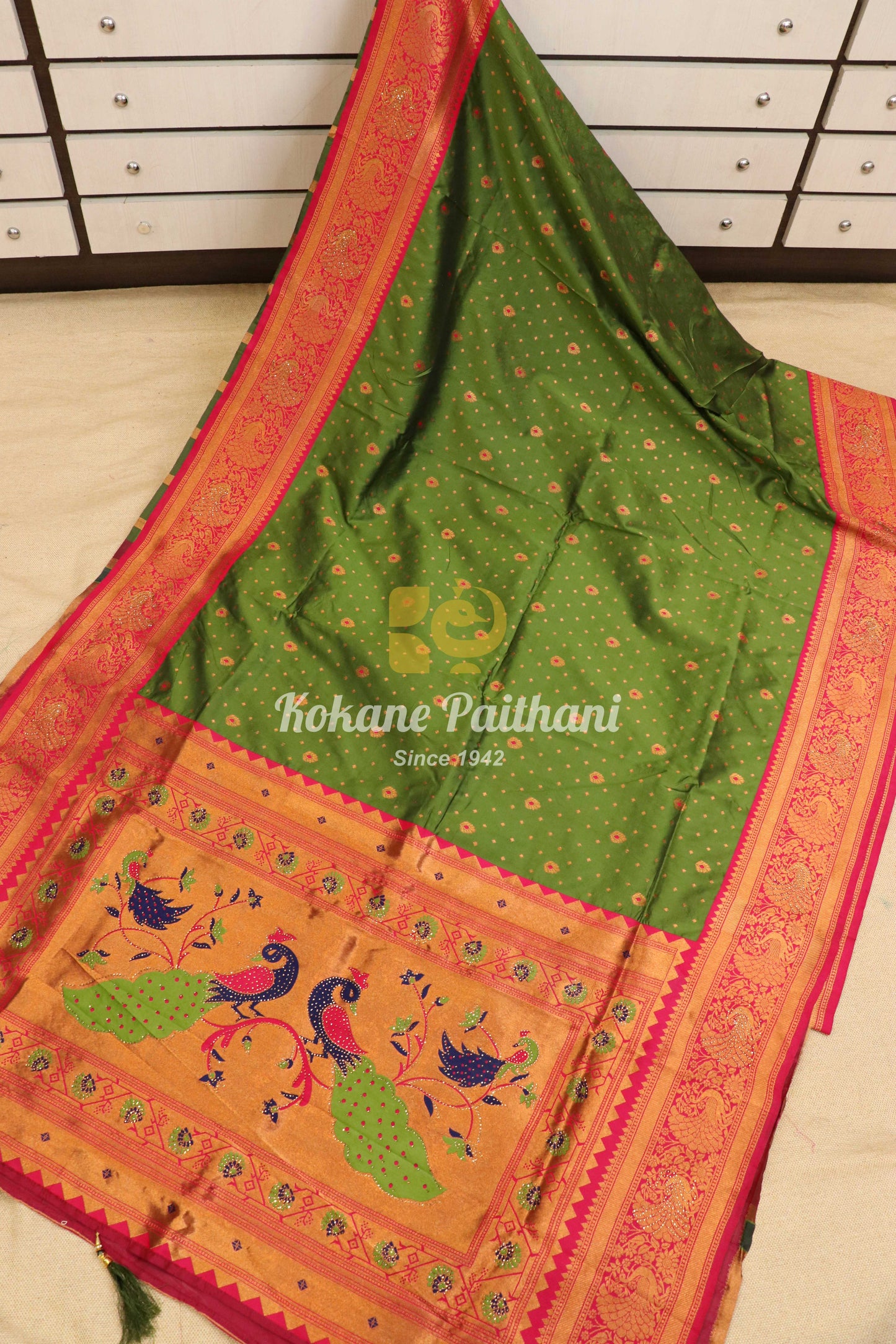 Magic Silk 07 Semi Paithani