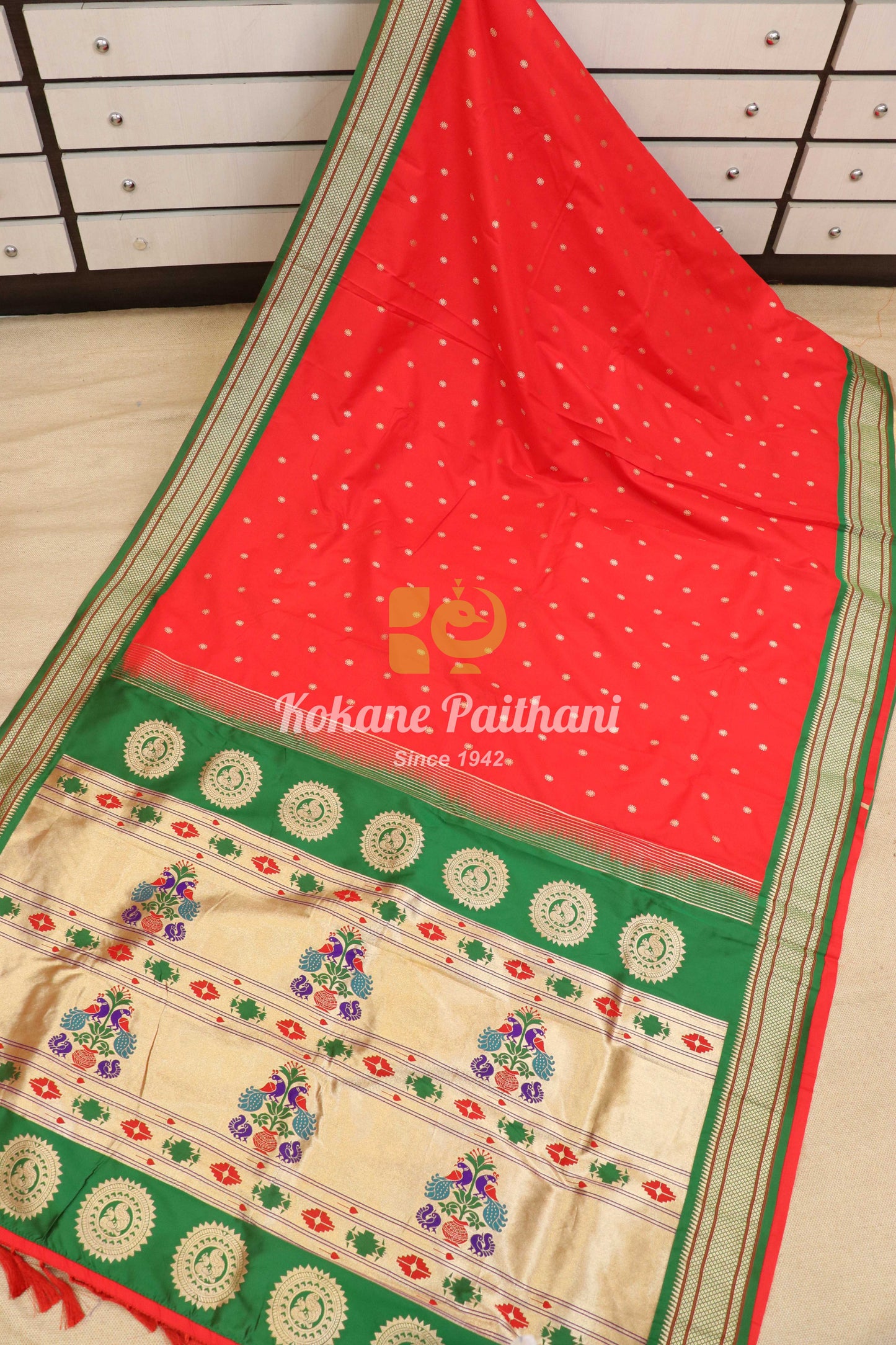 Soft Kadiyal Maharani Paithani