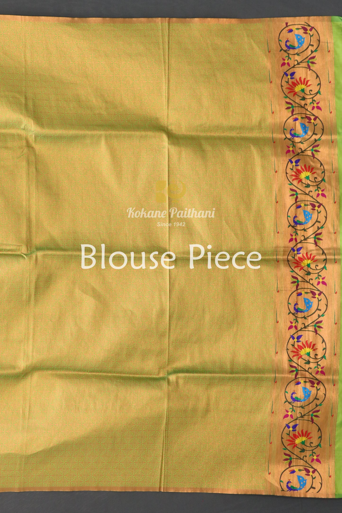 Round Lotus Peacock Brocade Paithani Saree