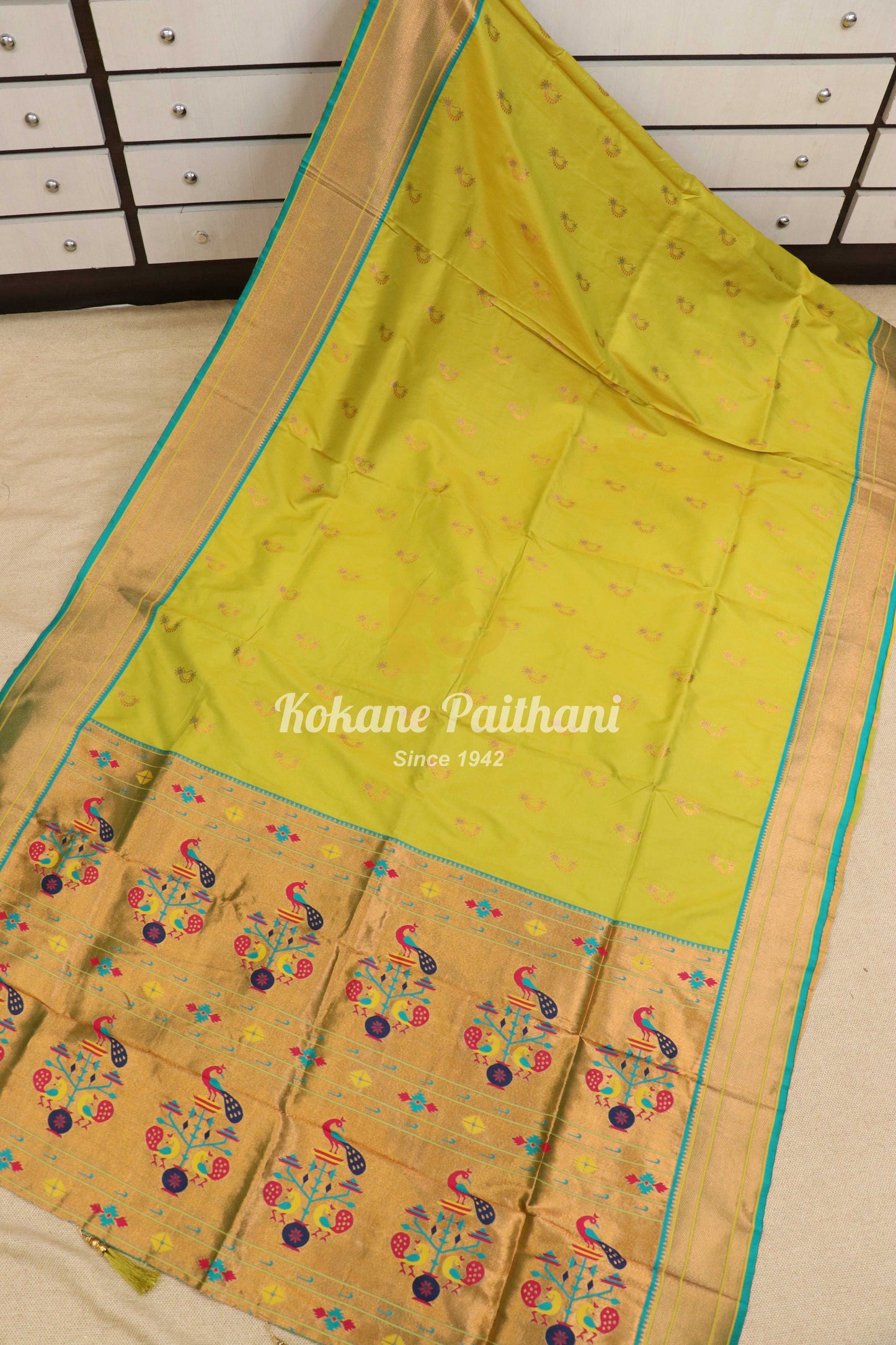 Nathni Silk Semi Paithani