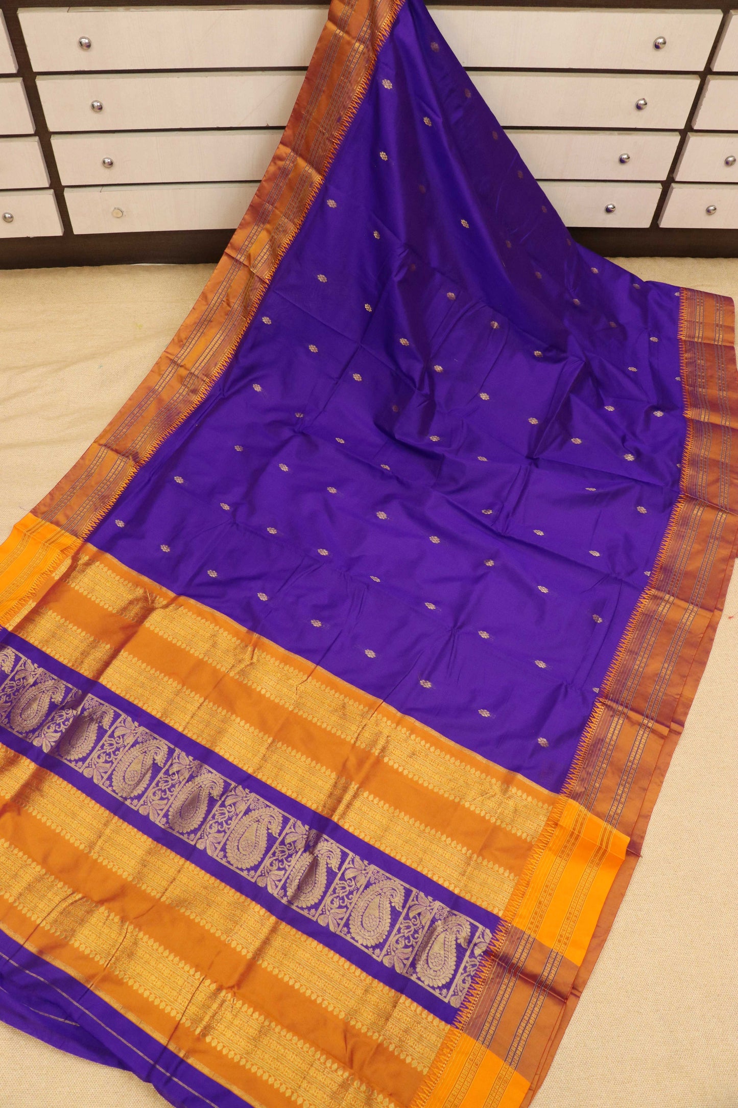 Narayanpeth Saree