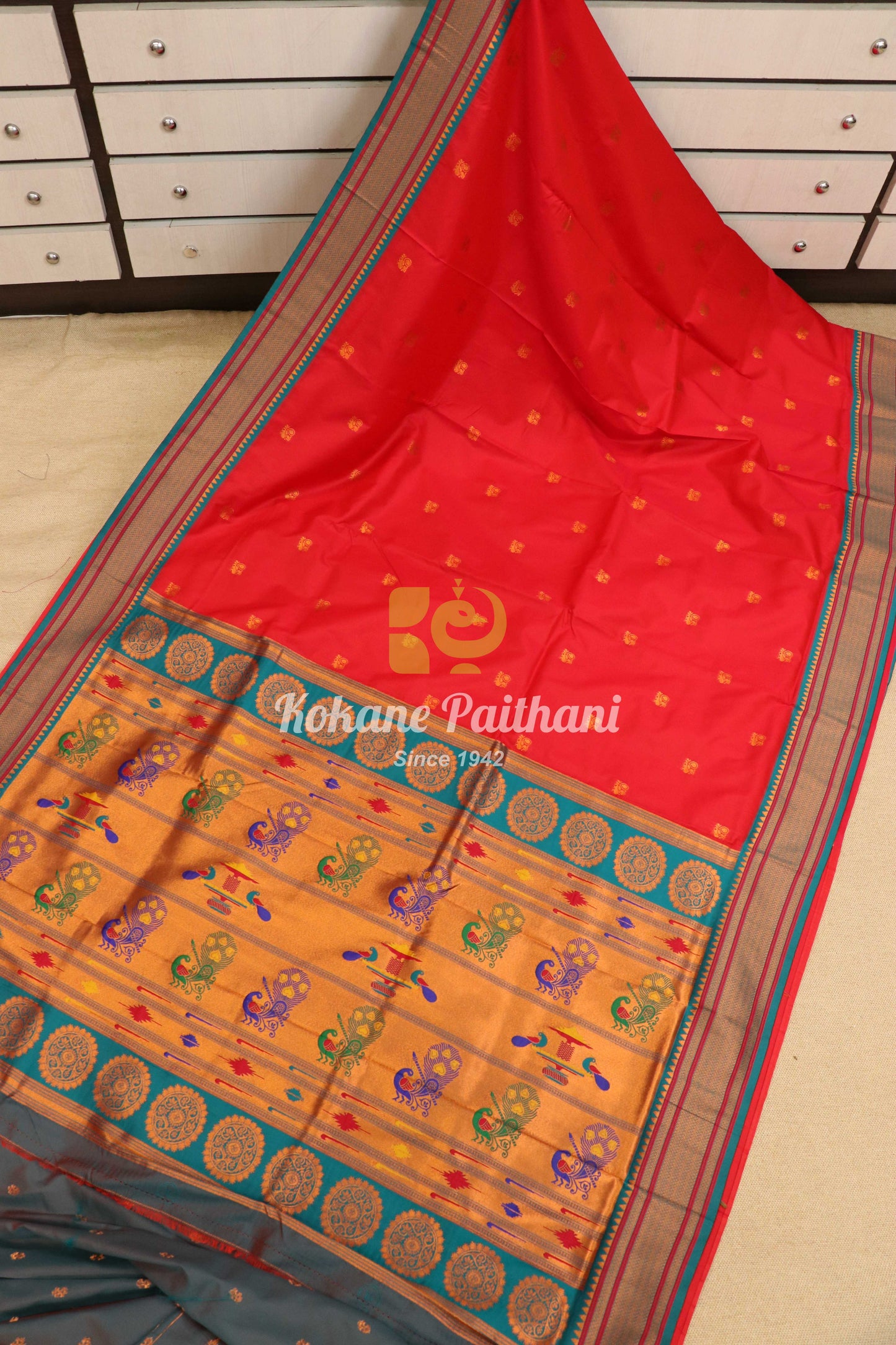Peacock Pallu Semi Paithani