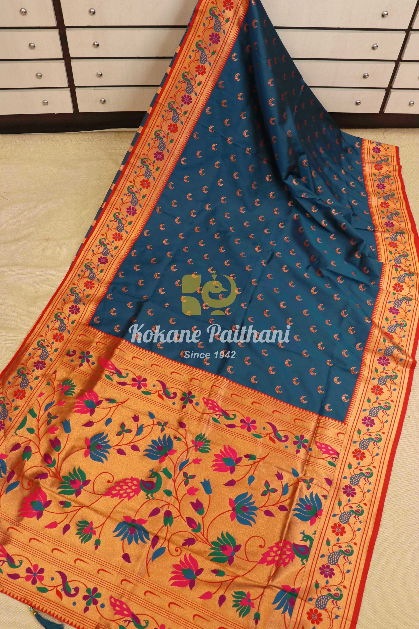 Seven Star Brocade Paithani