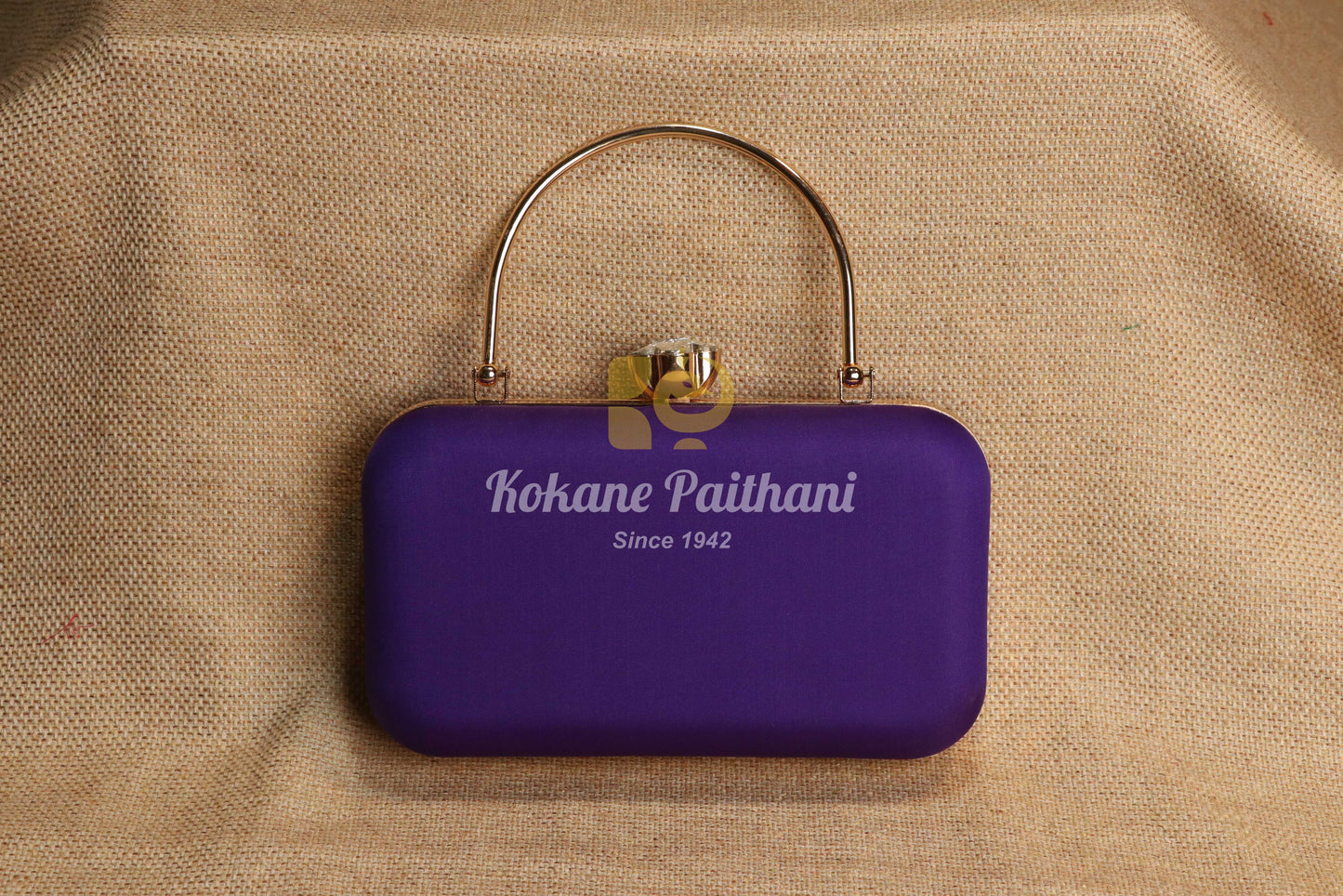 Paithani Handle Clutch Purse