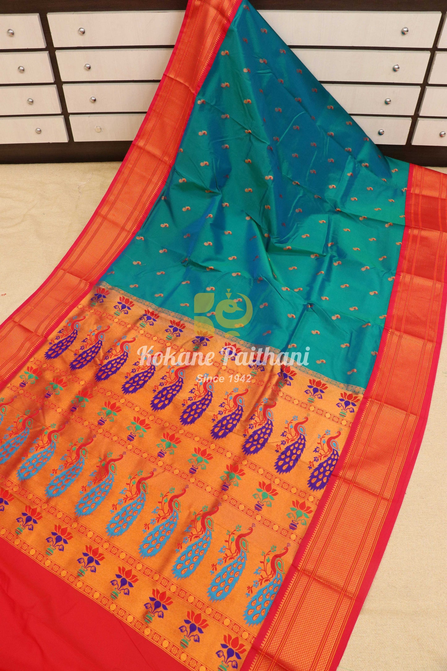 Kadiyal Peacock Maharani Paithani