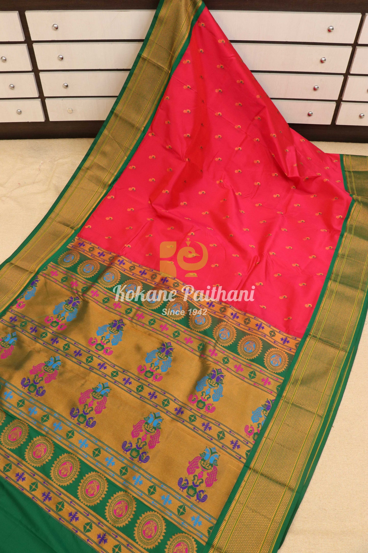 Kadiyal Peacock Maharani Paithani