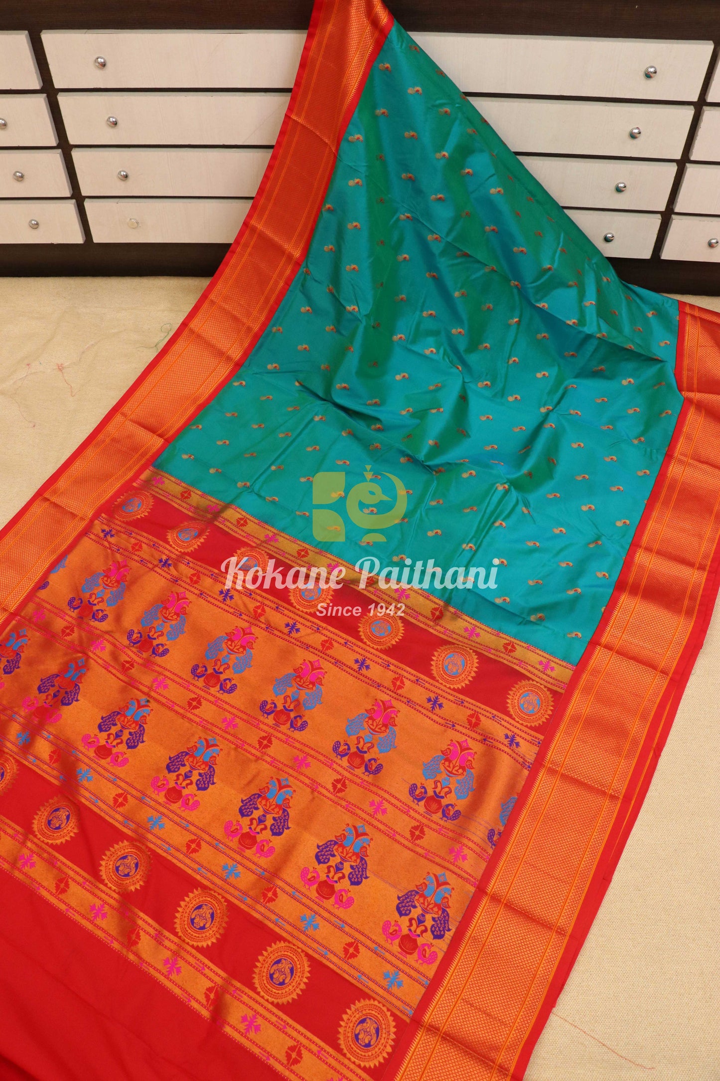 Kadiyal Peacock Maharani Paithani