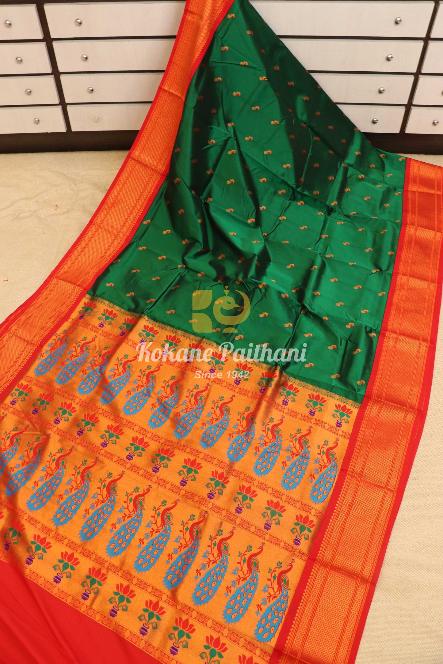 Kadiyal Peacock Maharani Paithani