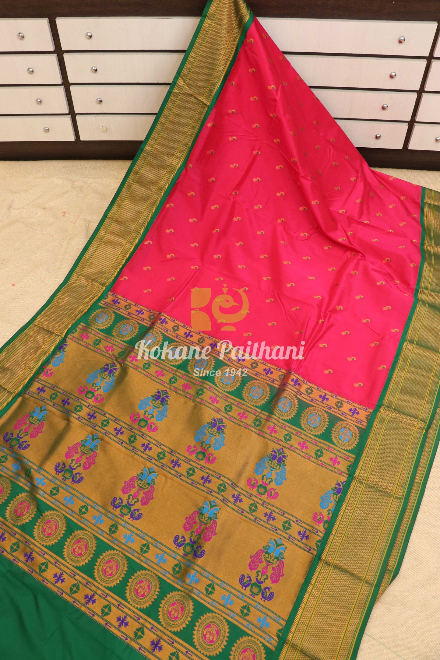 Kadiyal Peacock Maharani Paithani