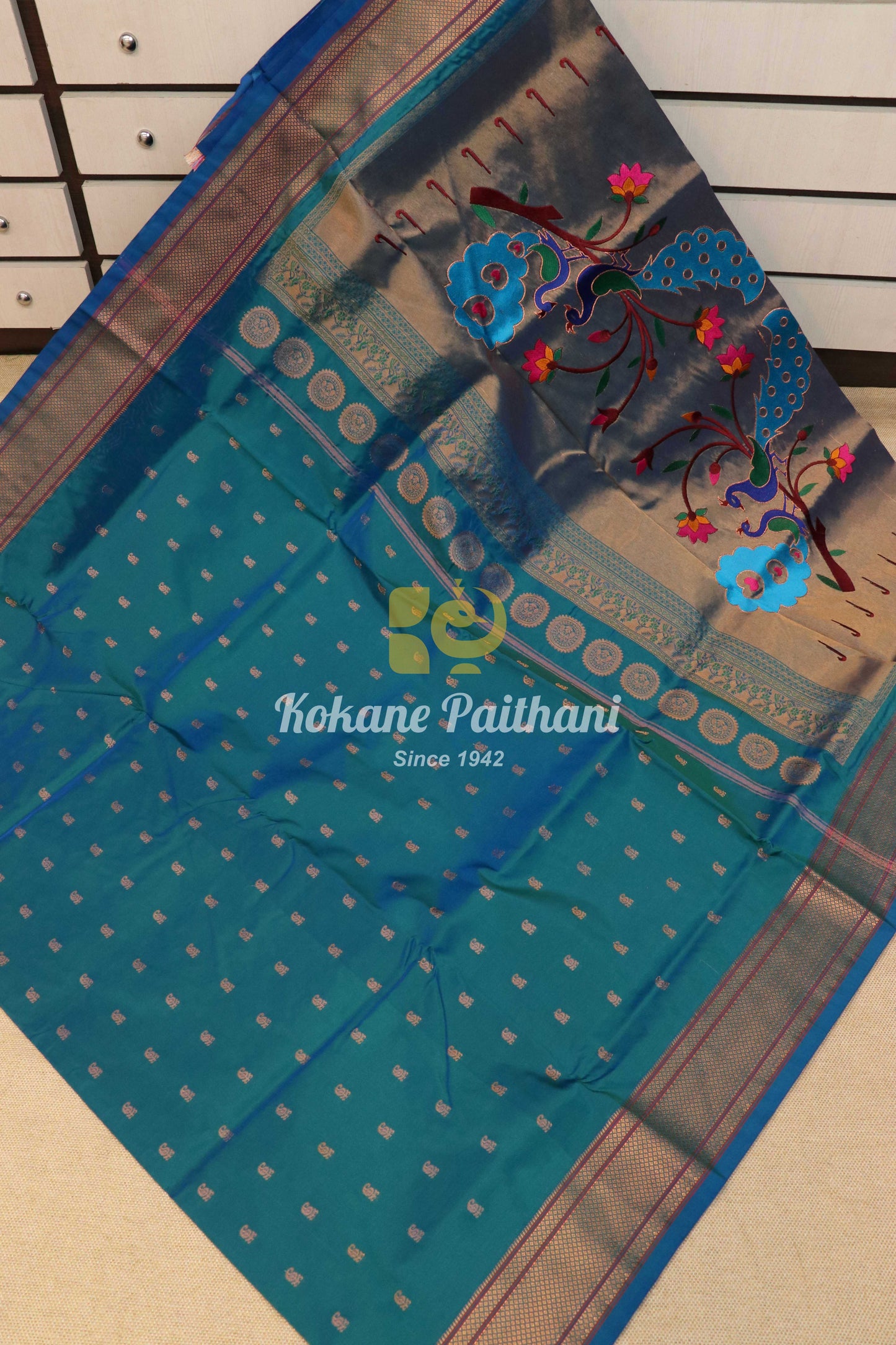 Kadiyal Rich Pallu Paithani Saree