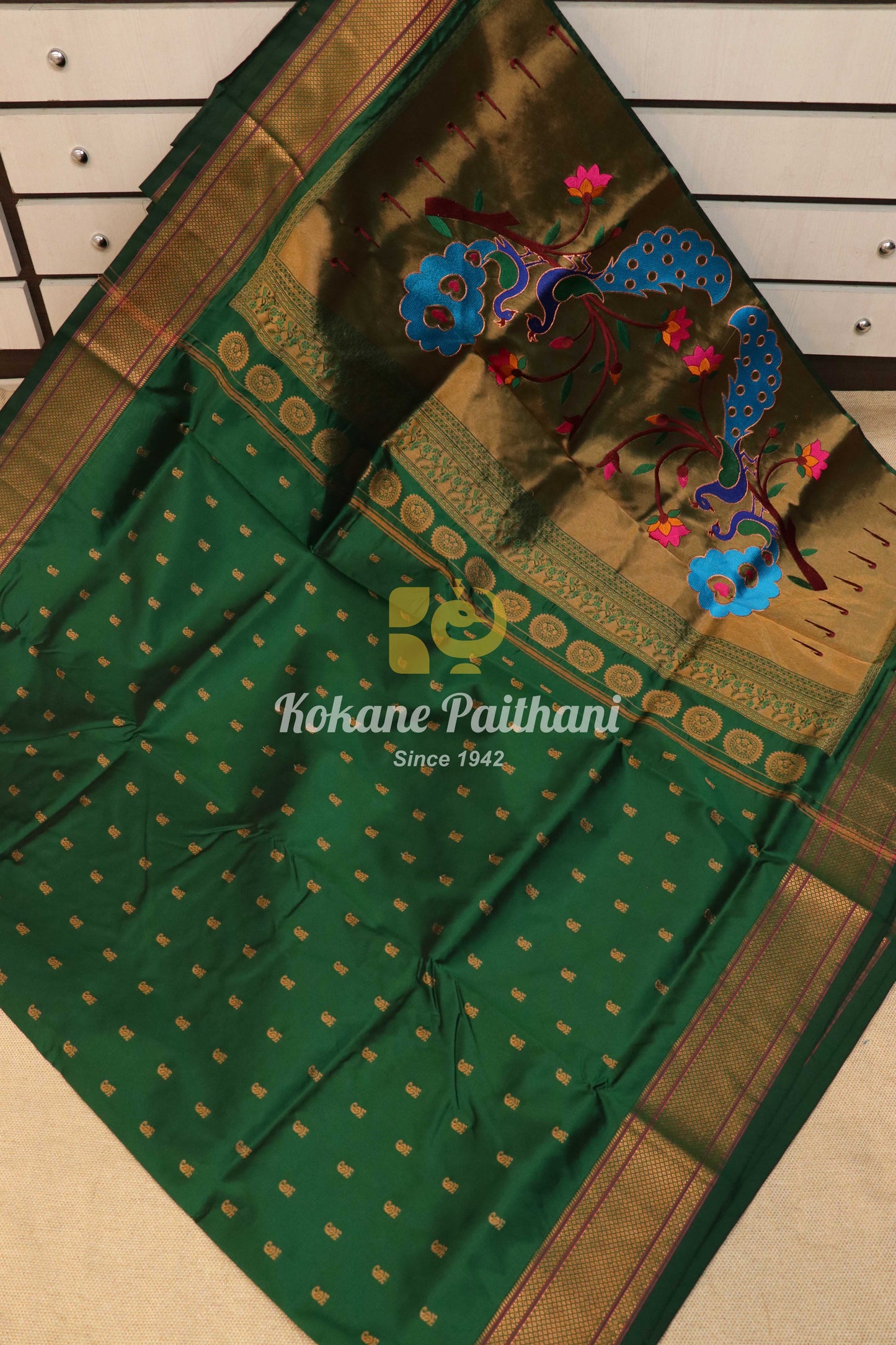 Kadiyal Rich Pallu Paithani Saree