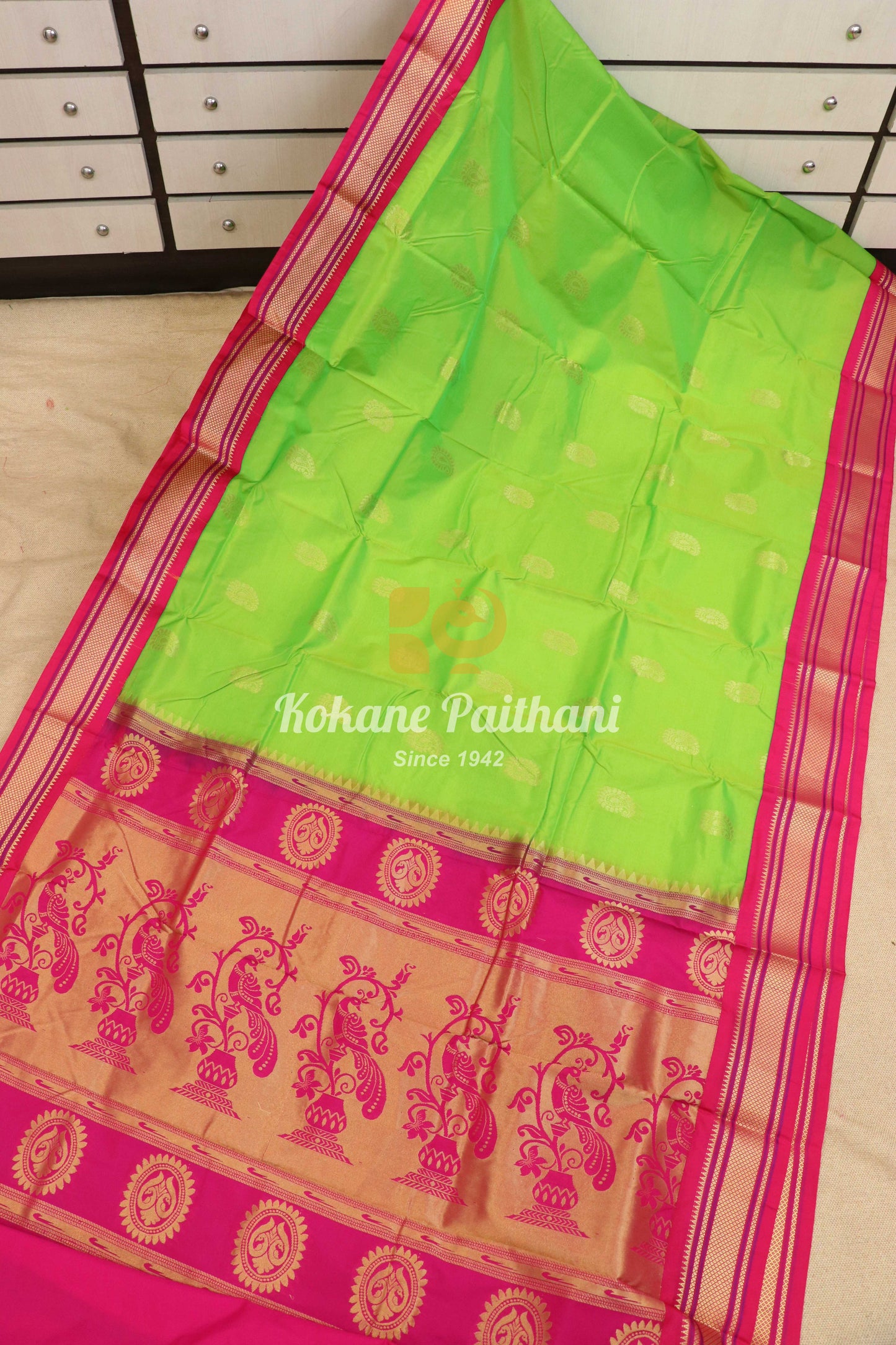 Kuyari Kadiyal Semi Paithani Saree