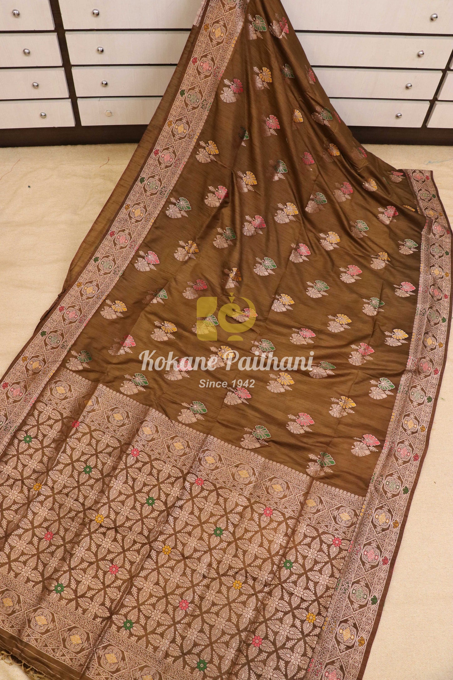 Dola Meena Saree