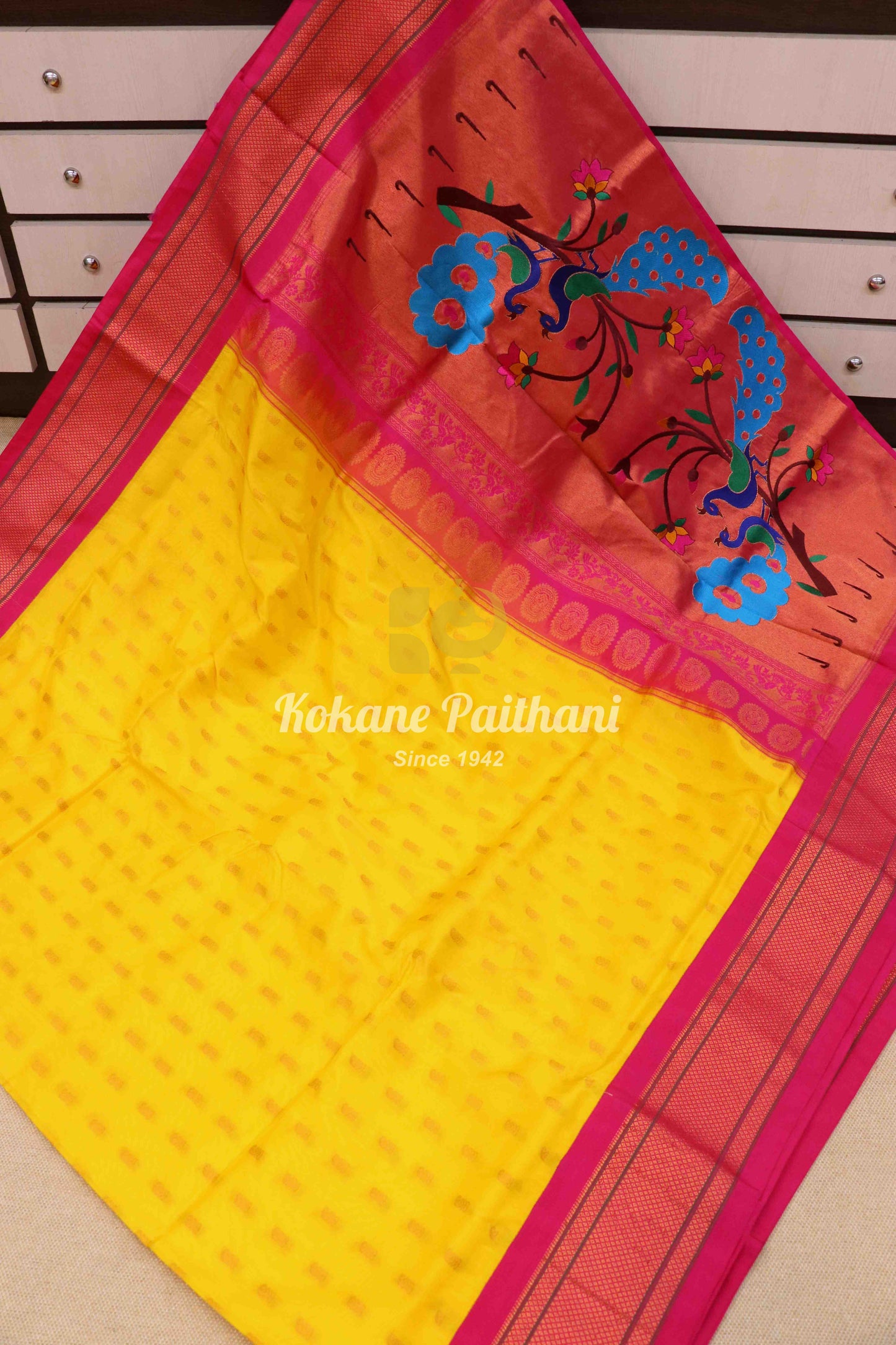 Kadiyal Rich Pallu Paithani Saree