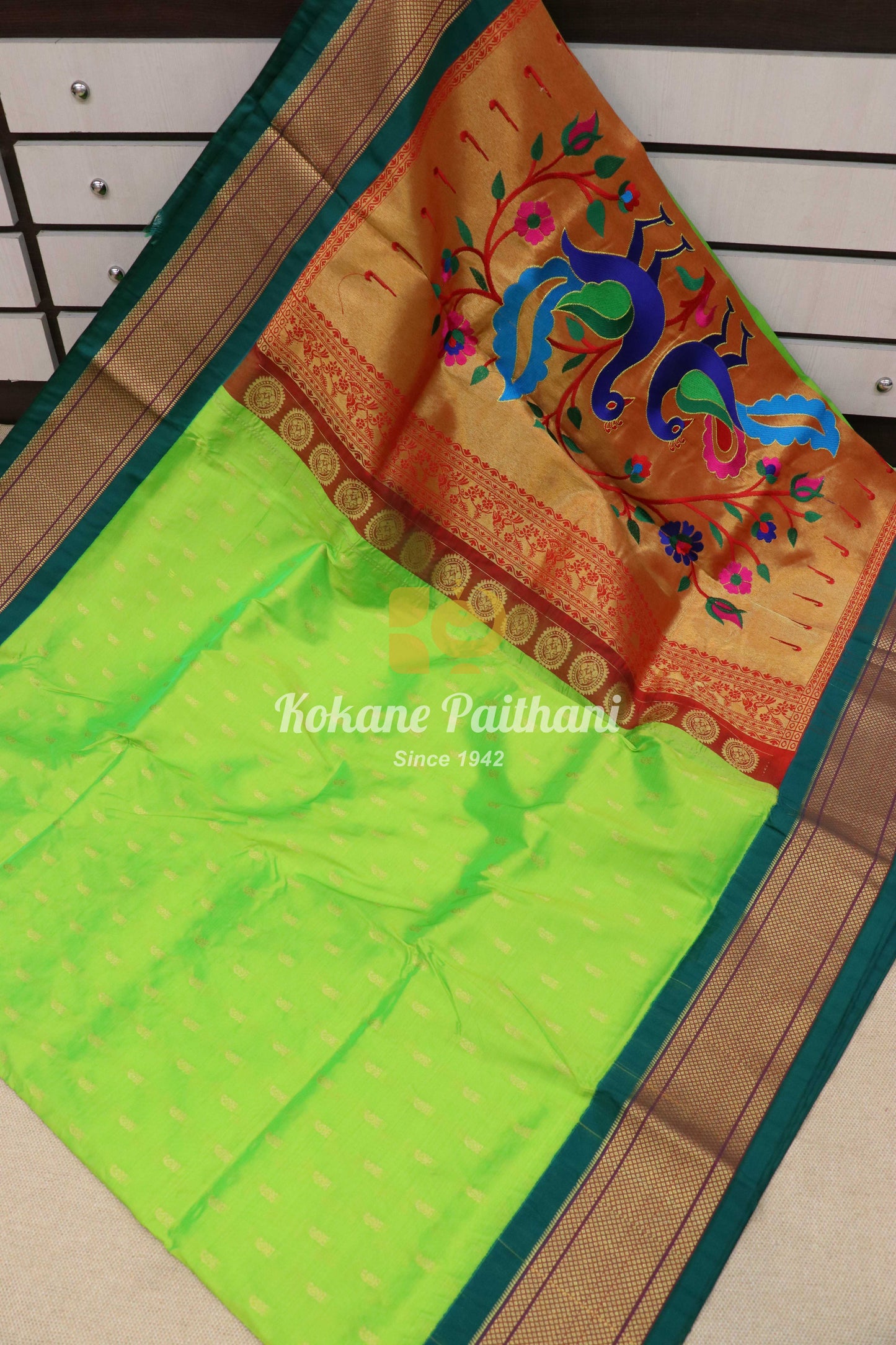 Kadiyal Rich Pallu Paithani Saree