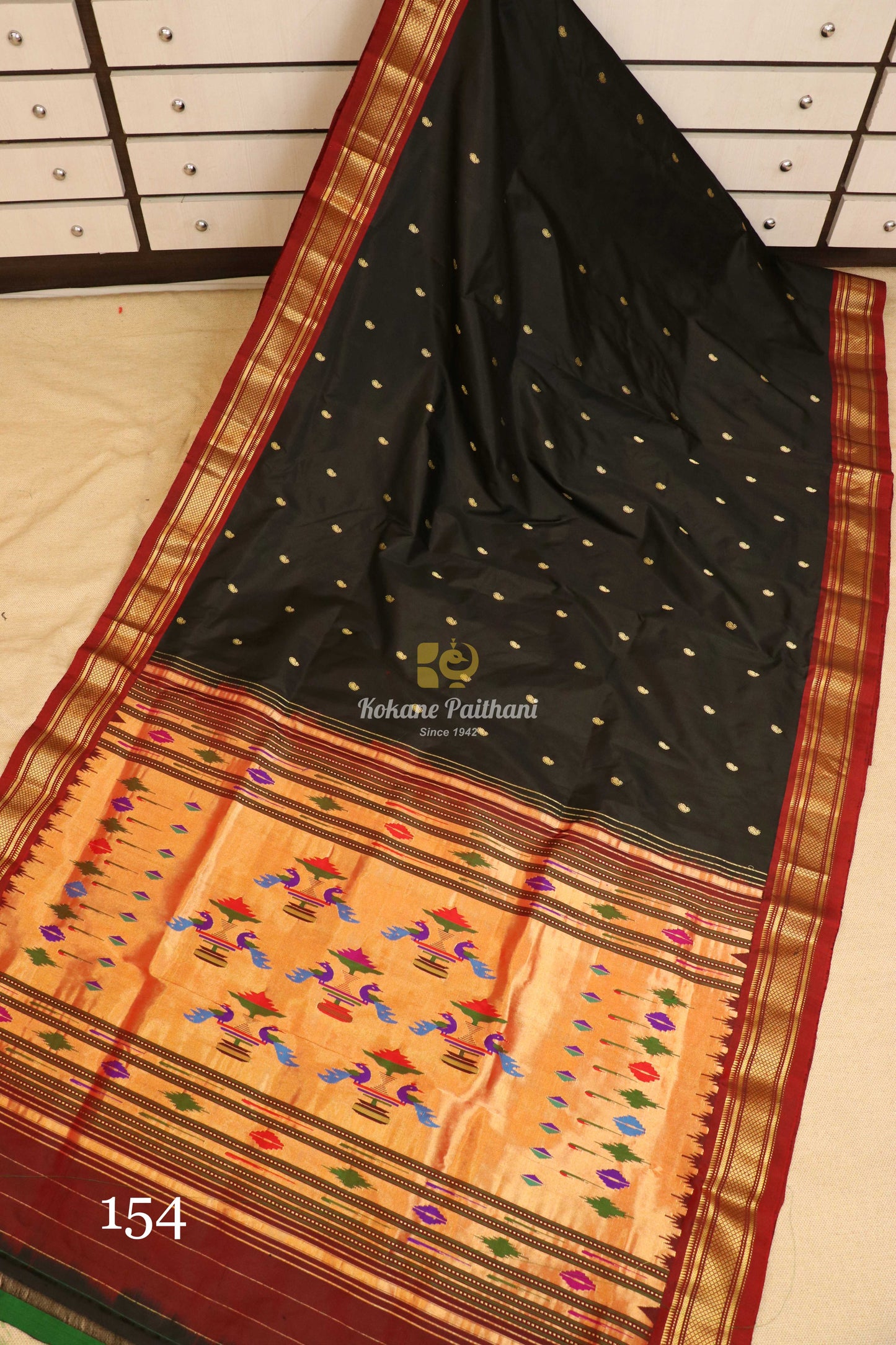 Traditional Pallu Silk Paithani Saree