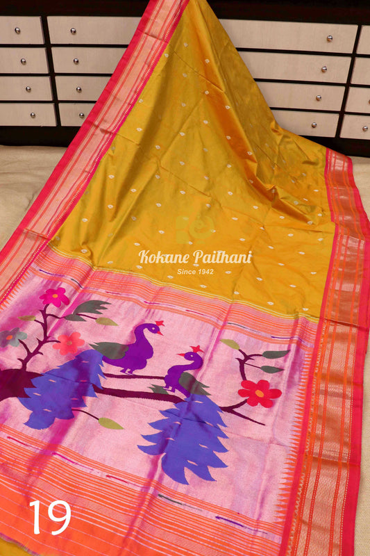 Fancy Pallu Silver Silk Paithani Saree