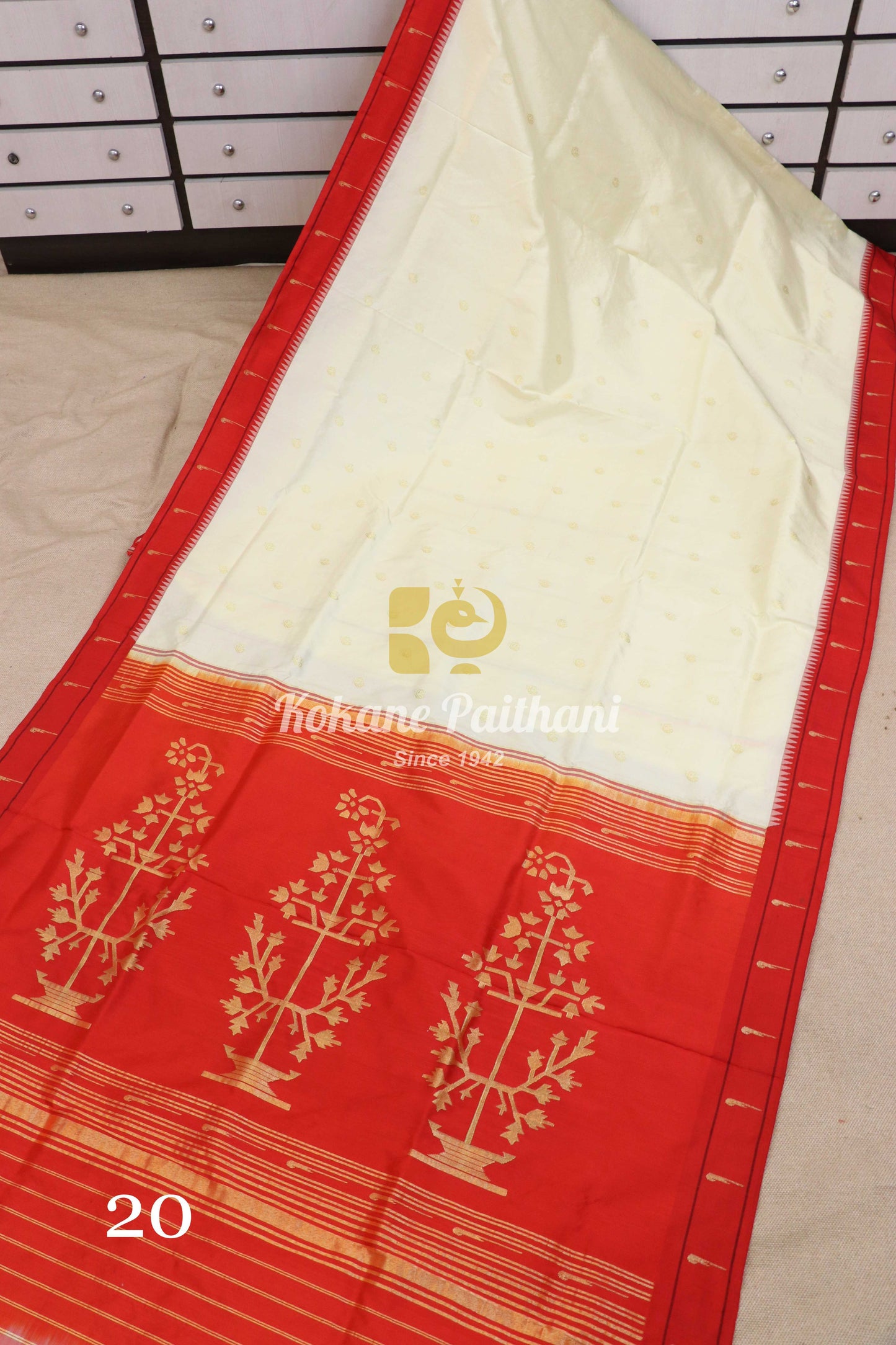 Premium Muniya Brocade Paithani Saree