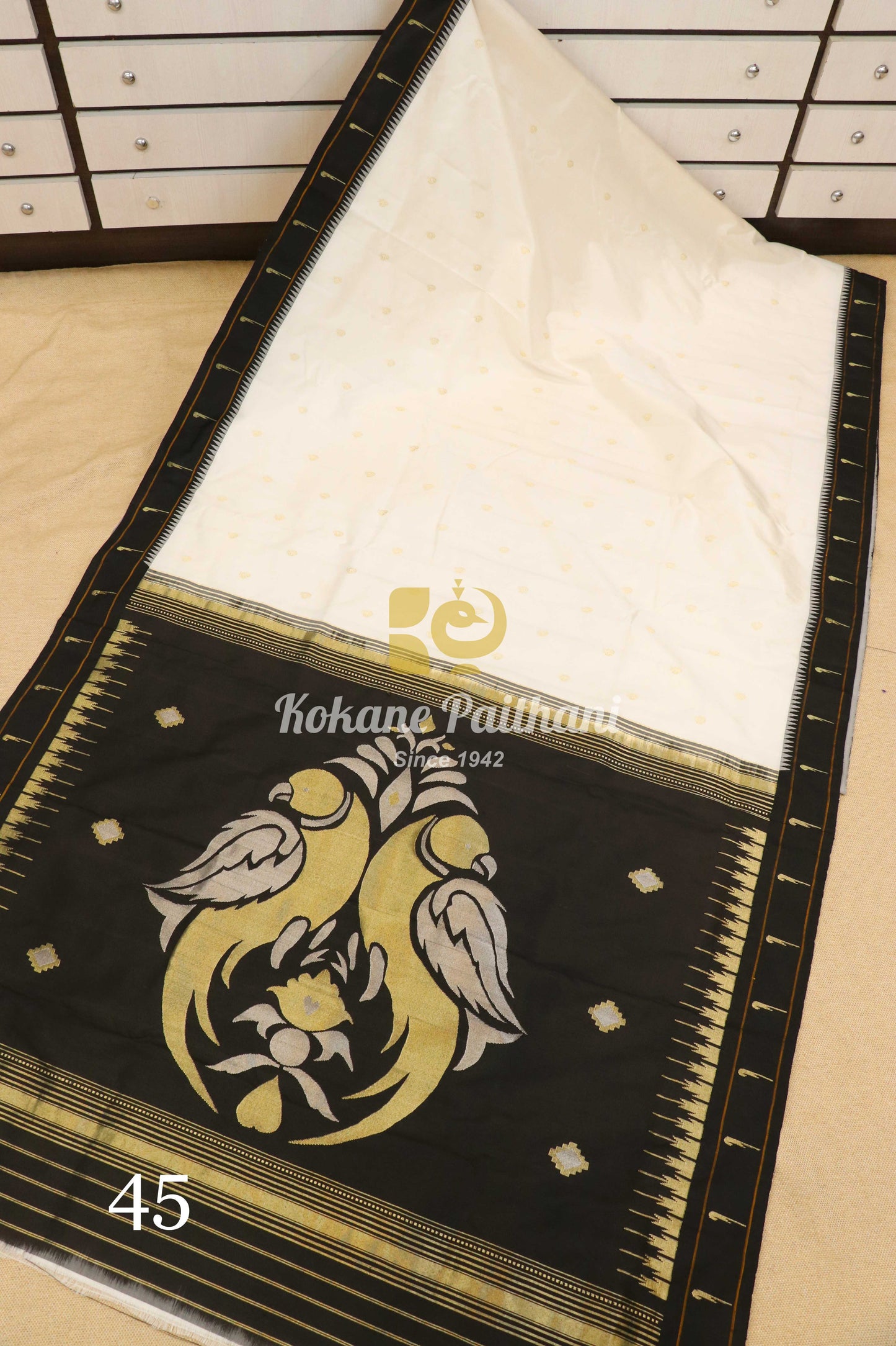 Muniya Brocade Paithani Saree