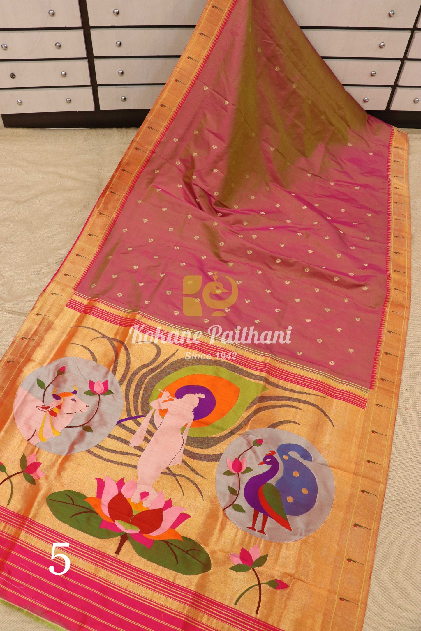 Premium Muniya Brocade Paithani Saree