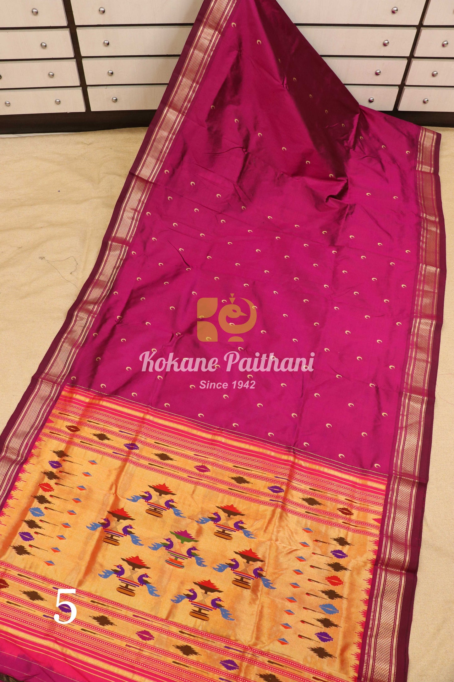 Chandrakala Traditional Pallu Paithani