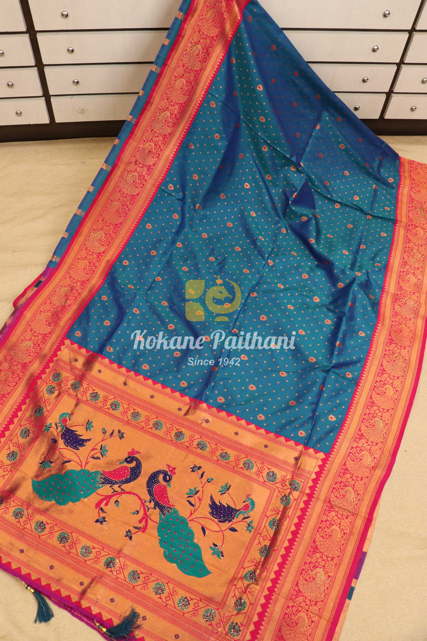 Magic Silk 07 Semi Paithani