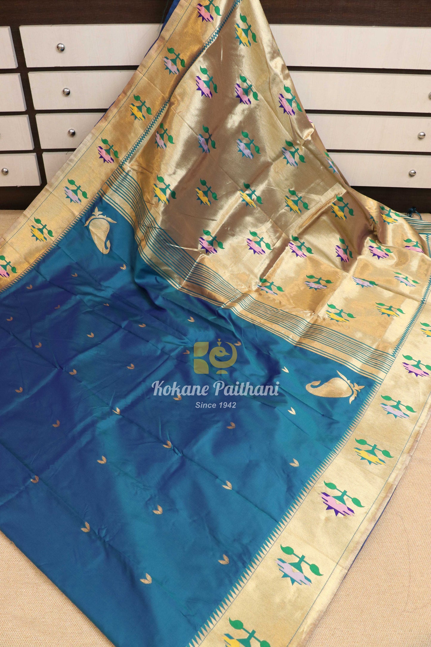 Semi Aasawali Brocade Paithani Saree