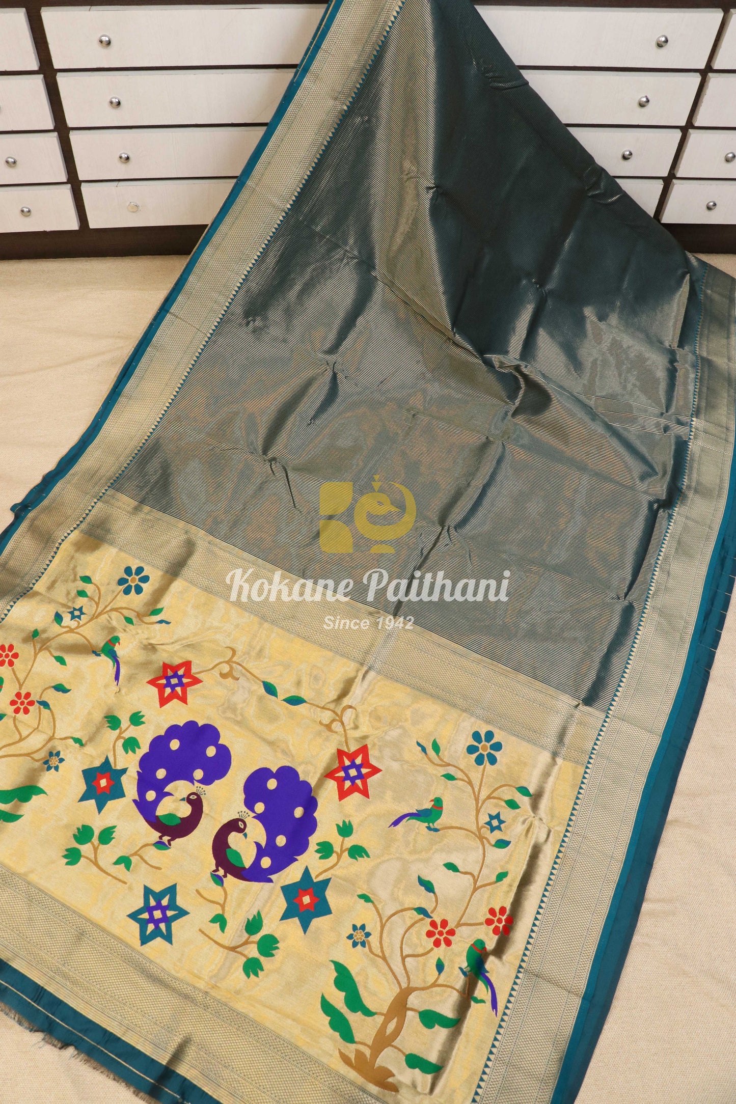 Jari Lining Tissue Semi Paithani