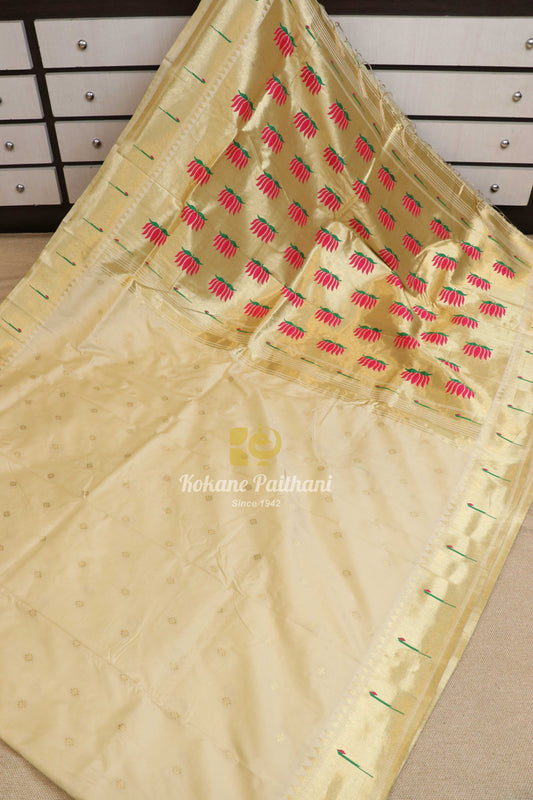 Semi Muniya Paithani Saree