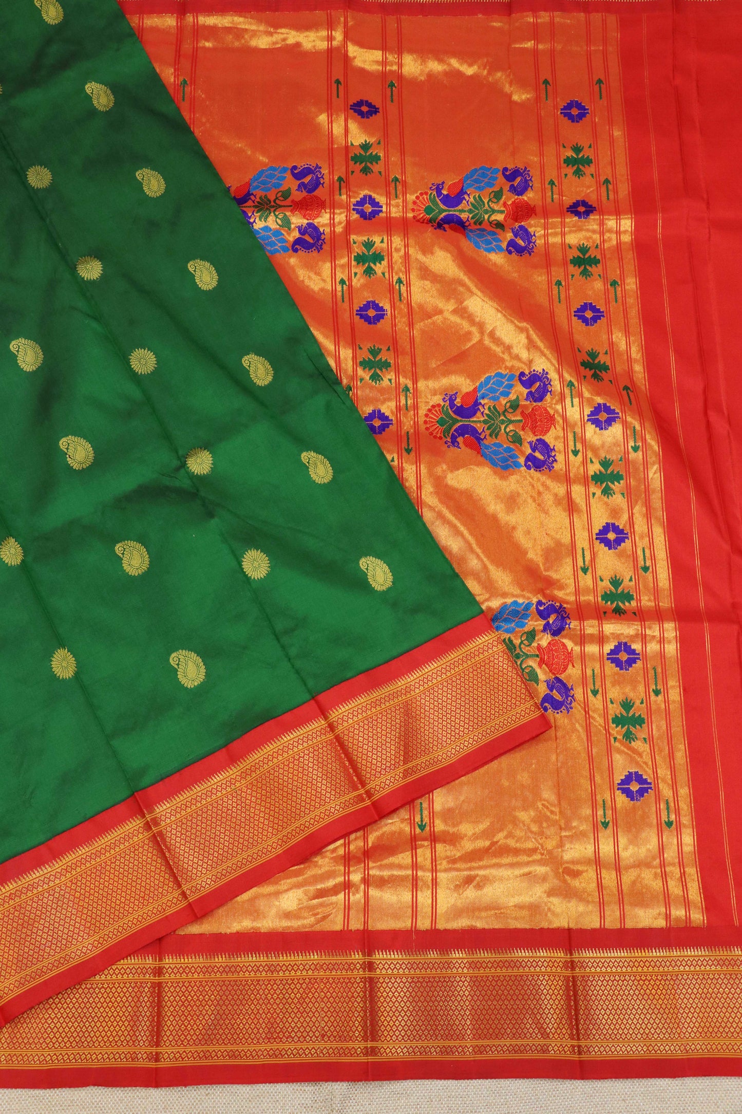 Maharani Pallu Silk Paithani Saree