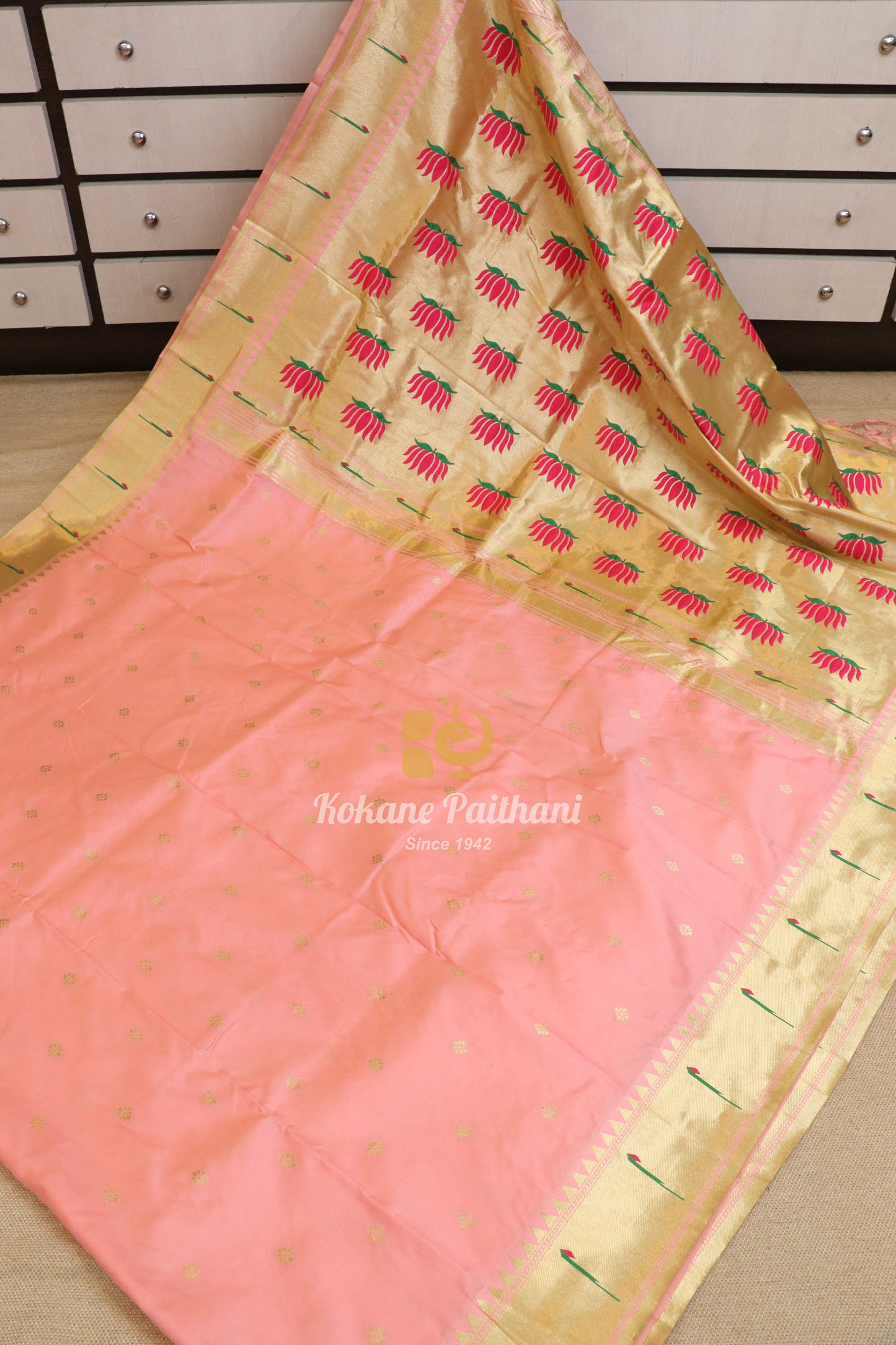 Semi Muniya Paithani Saree