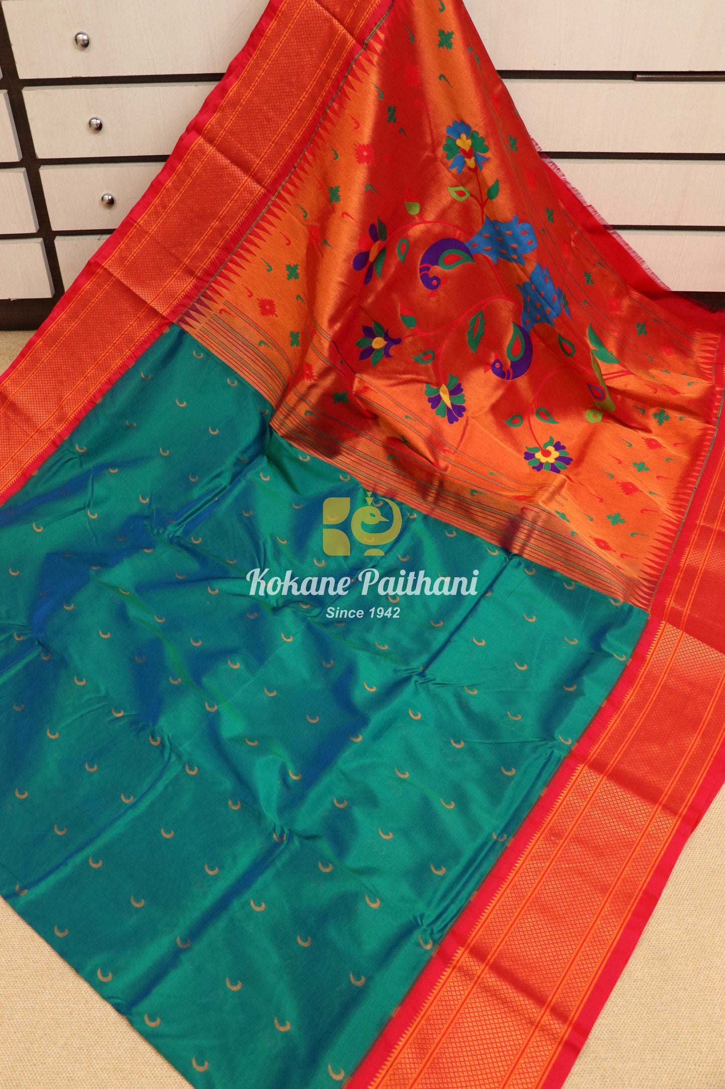 Kadiyal Chandrakala Fancy Pallu Paithani