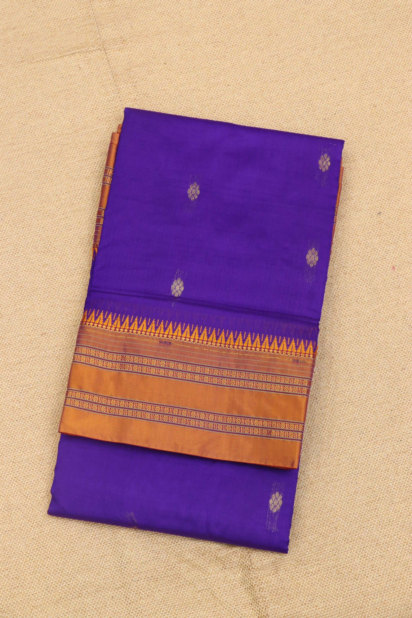 Narayanpeth Saree