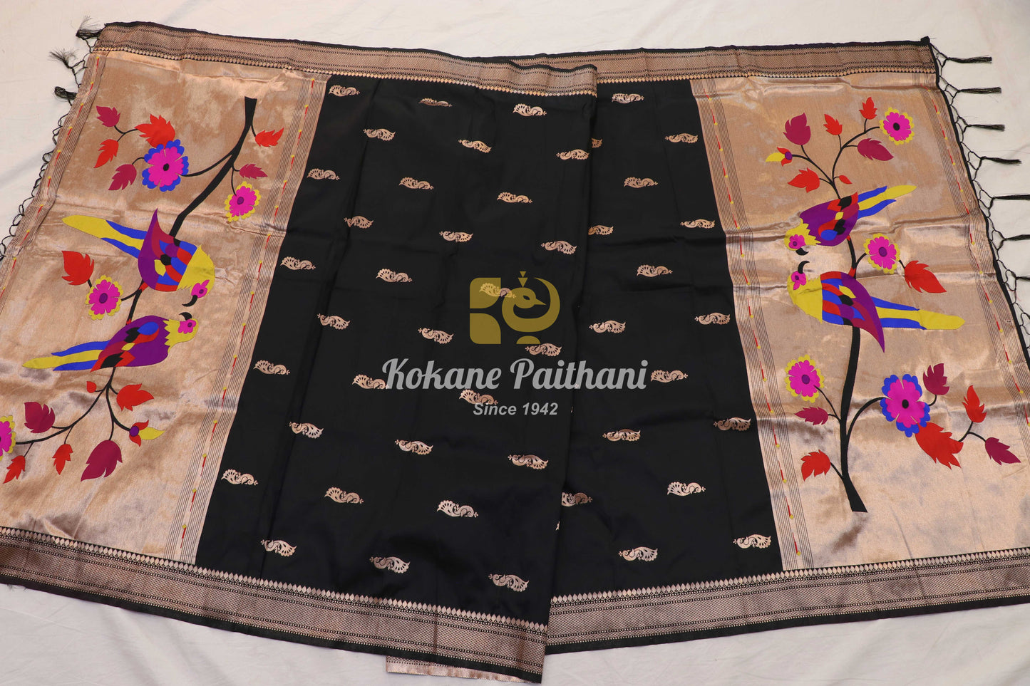 Parrots pallu Paithani Dupatta