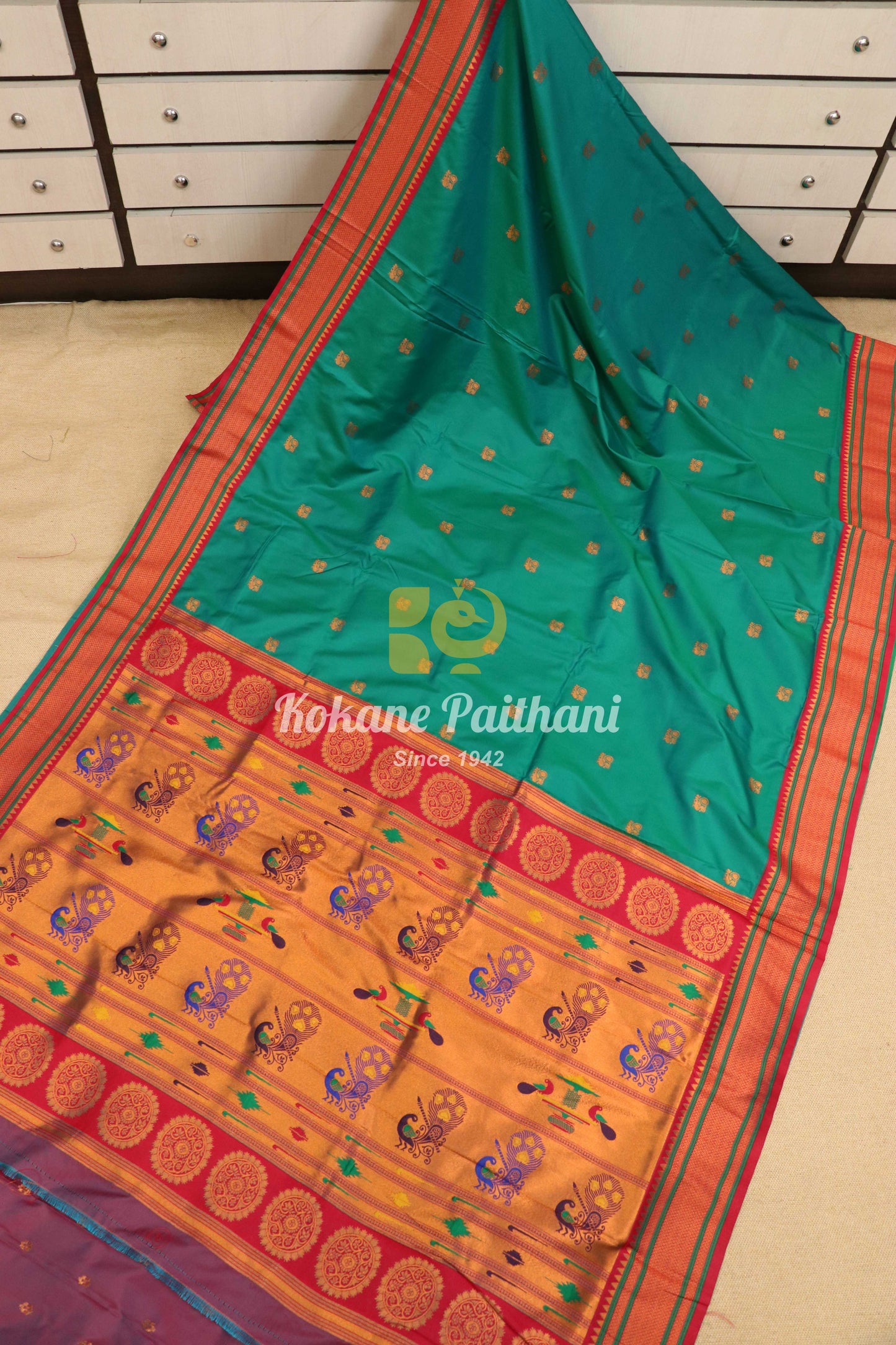 Peacock Pallu Semi Paithani