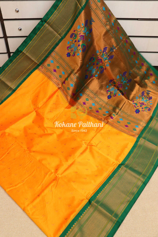 Kadiyal Chandrakala Fancy Pallu Paithani