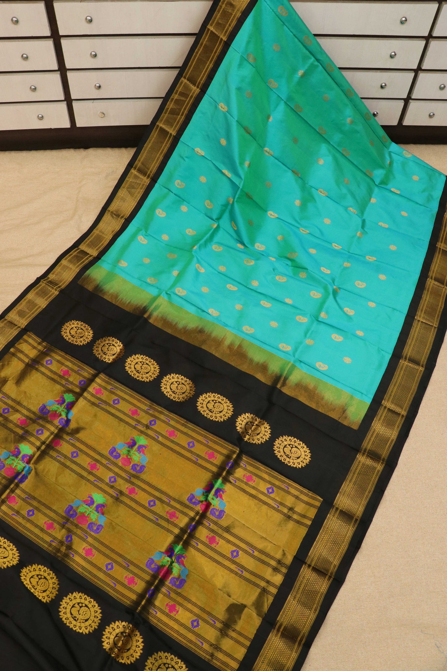 Maharani Pallu Silk Paithani Saree