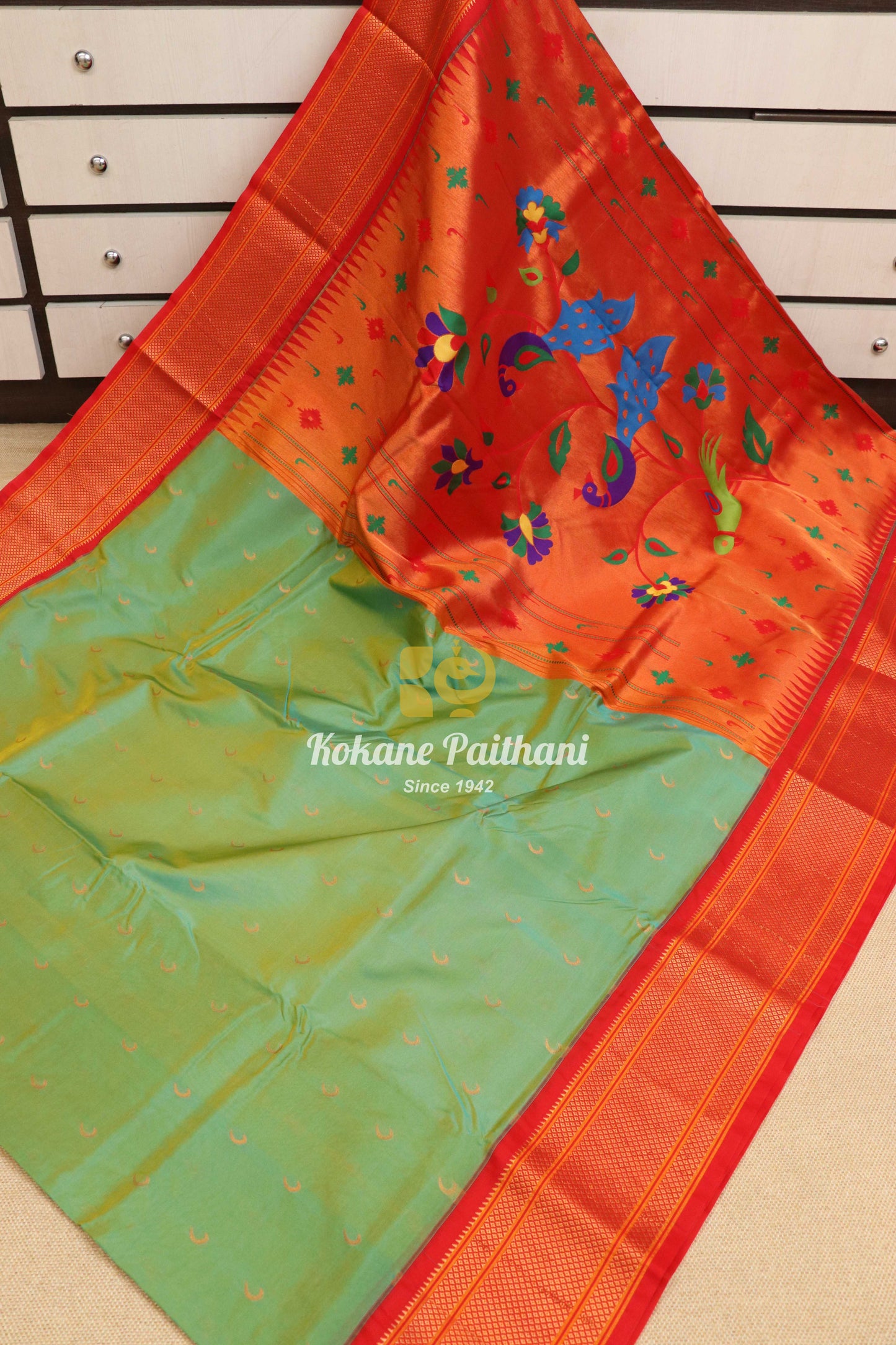 Kadiyal Chandrakala Fancy Pallu Paithani