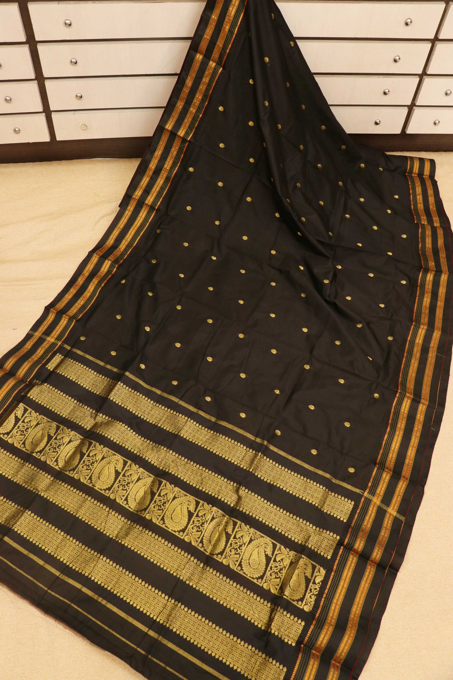 Narayanpeth Saree