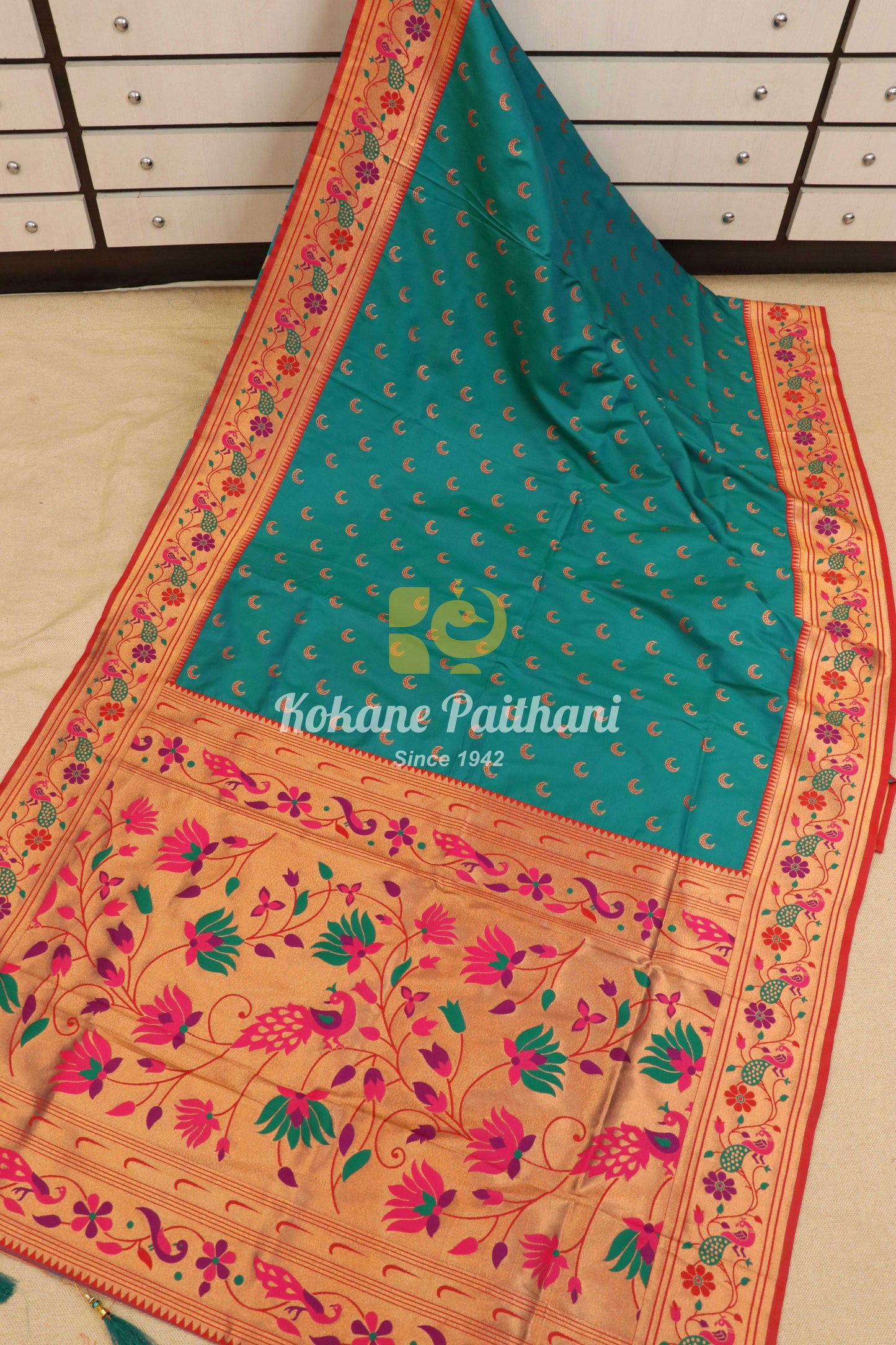 Seven Star Brocade Paithani