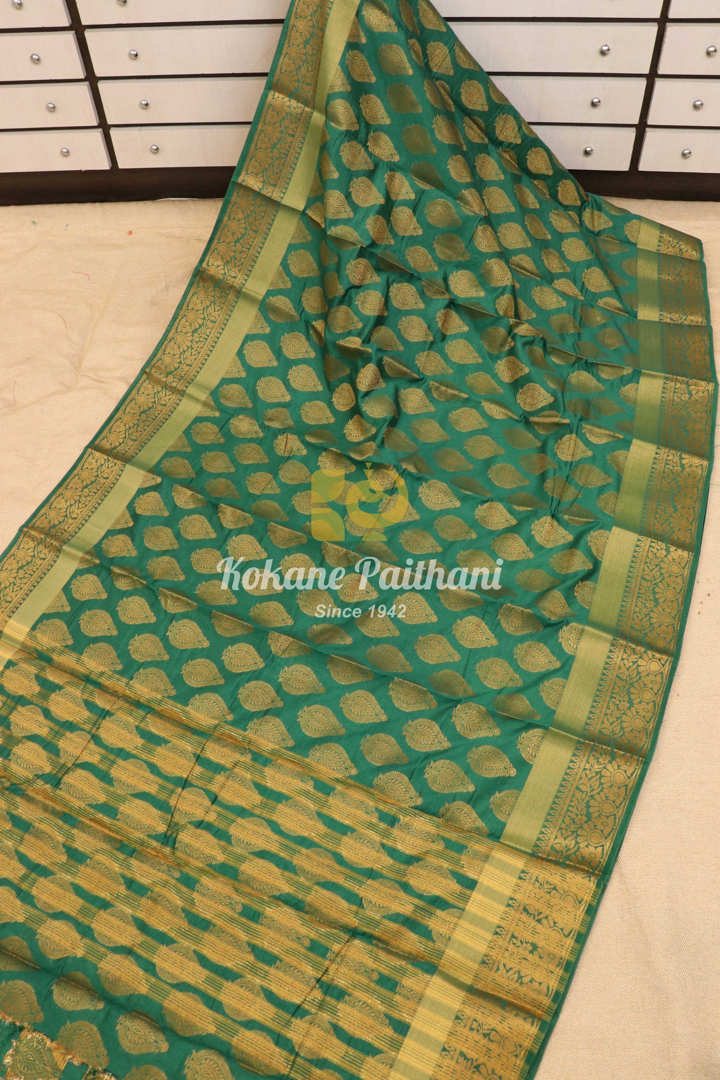 Tussar Paan Butti Saree