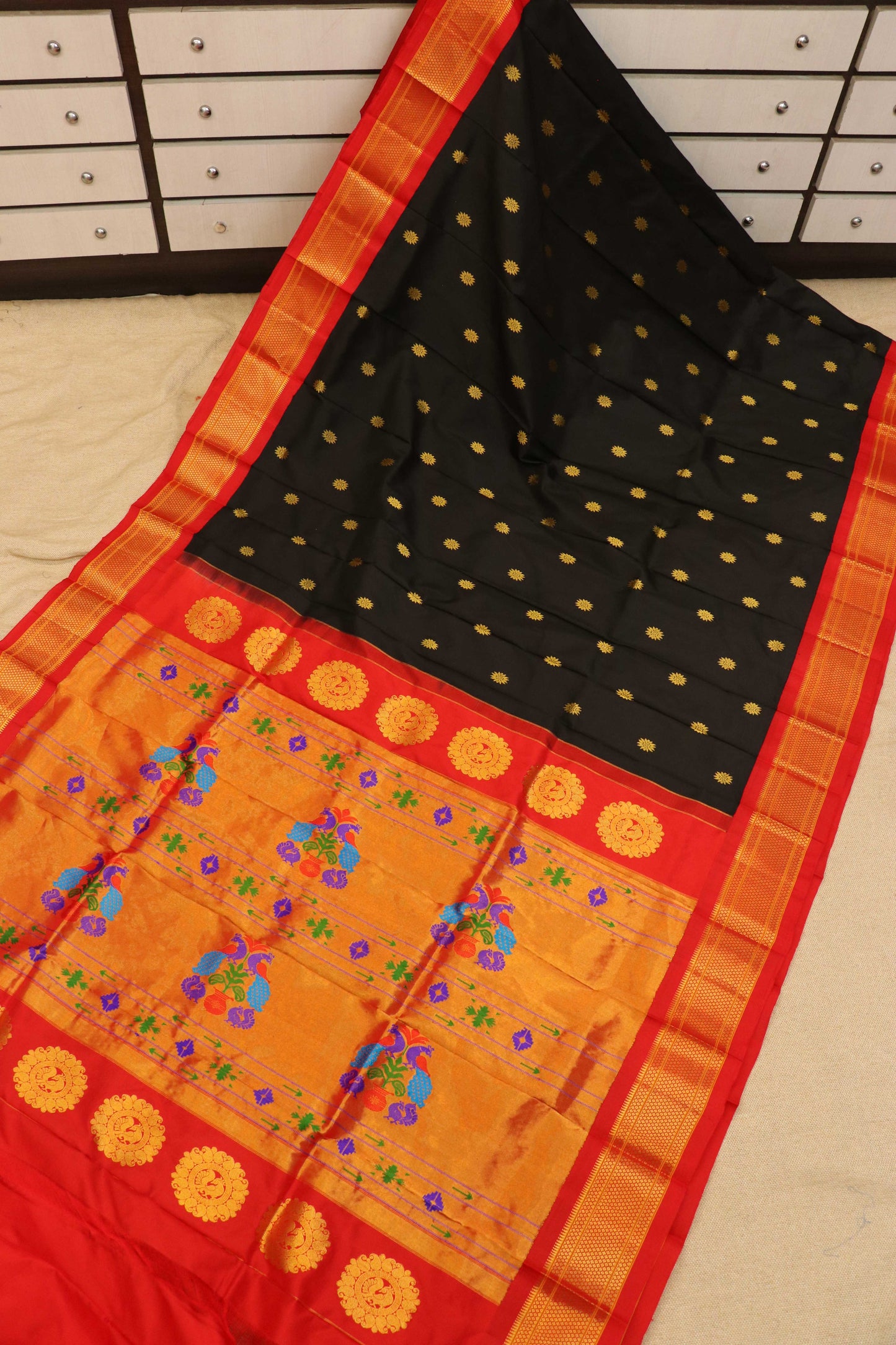 Maharani Pallu Silk Paithani Saree