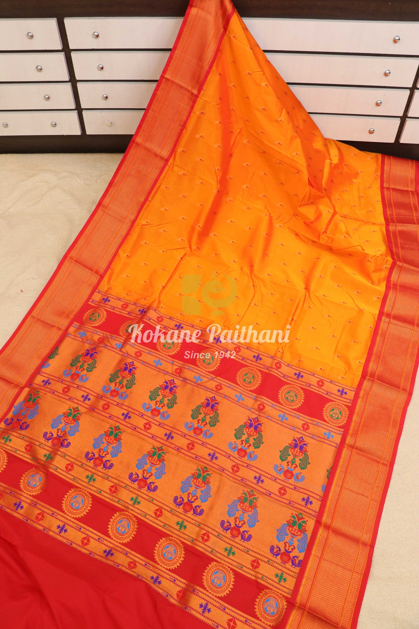 Kadiyal Peacock Maharani Paithani