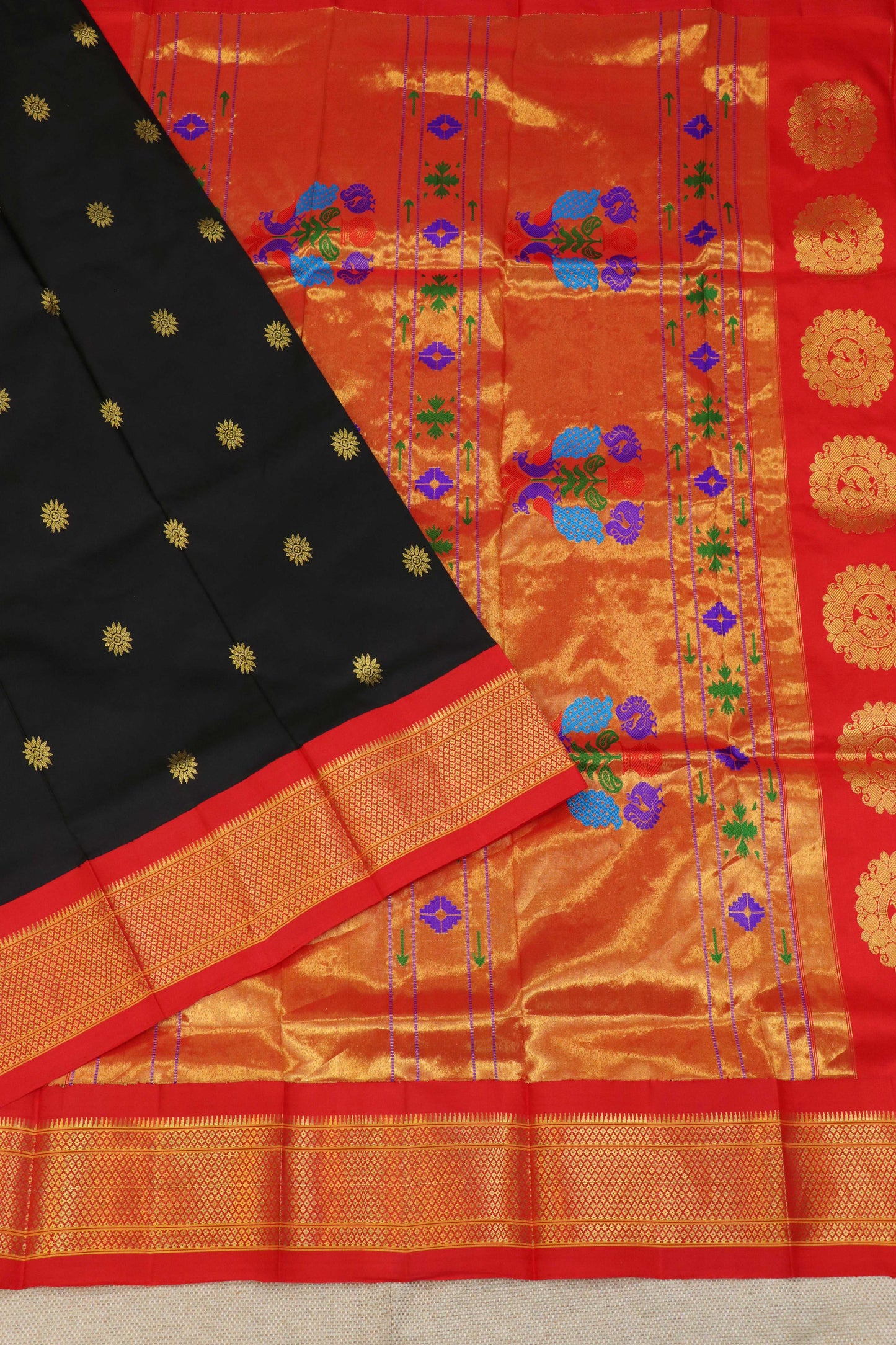 Maharani Pallu Silk Paithani Saree