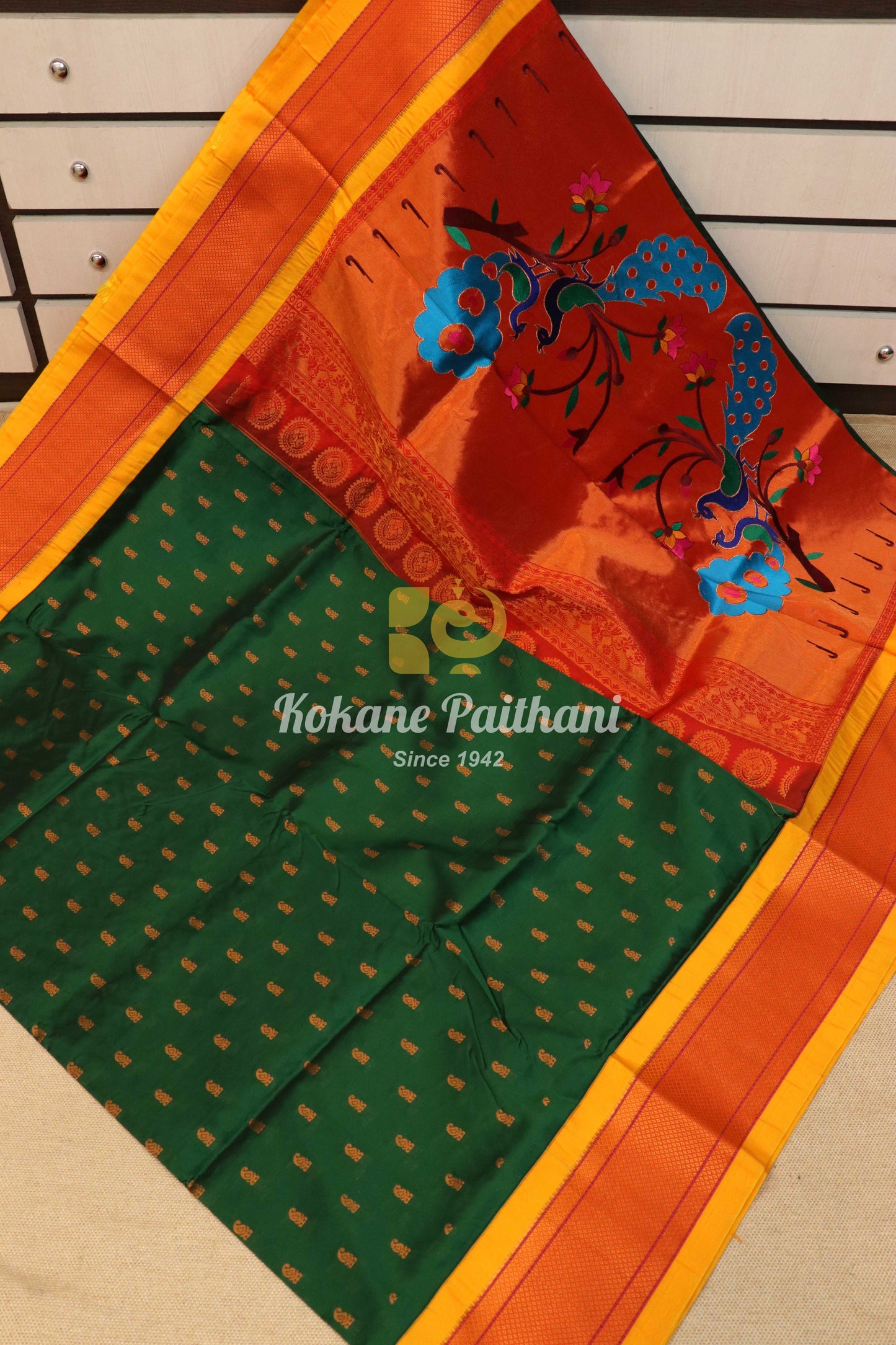 Kadiyal Rich Pallu Paithani Saree
