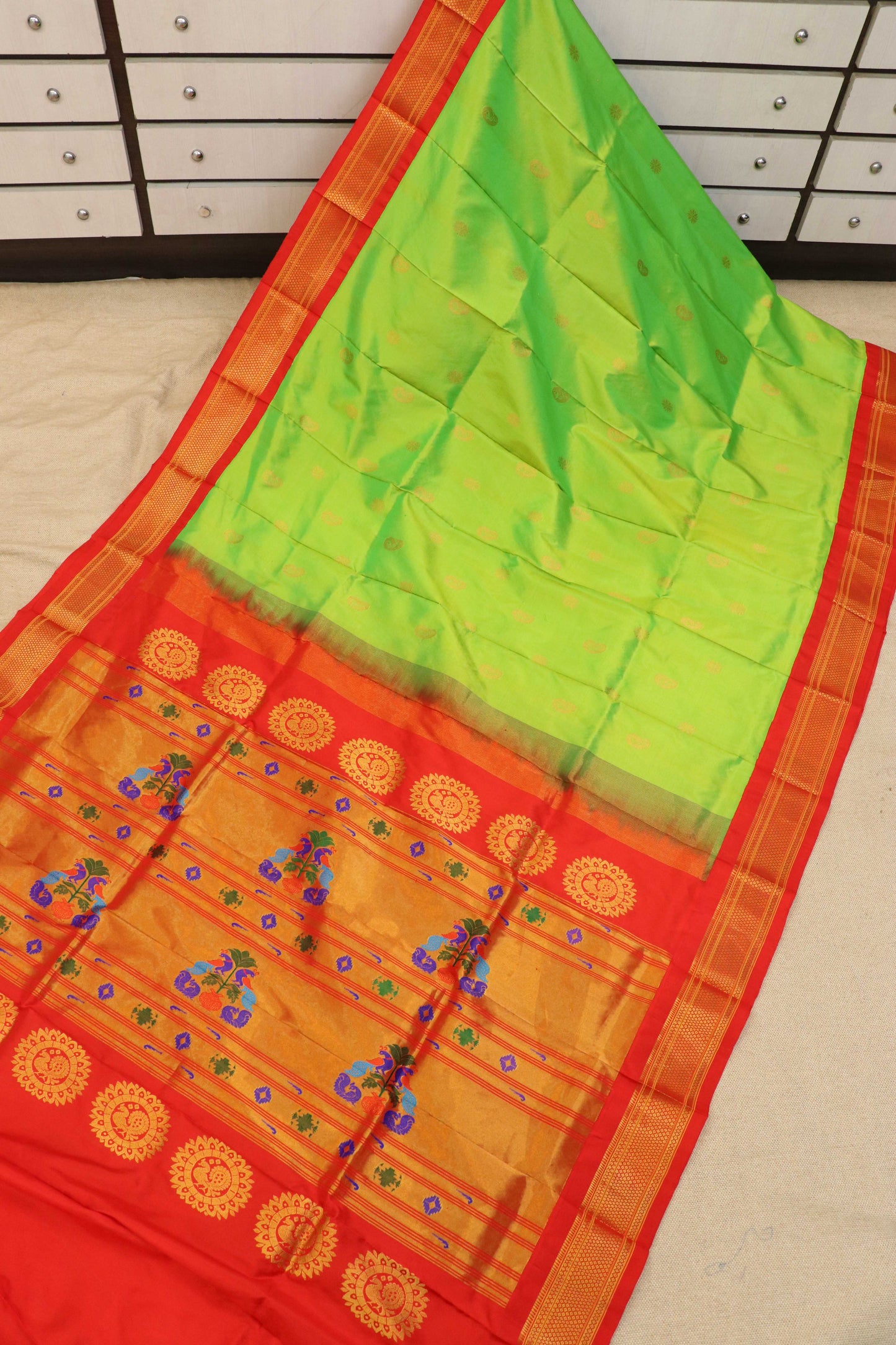 Maharani Pallu Silk Paithani Saree