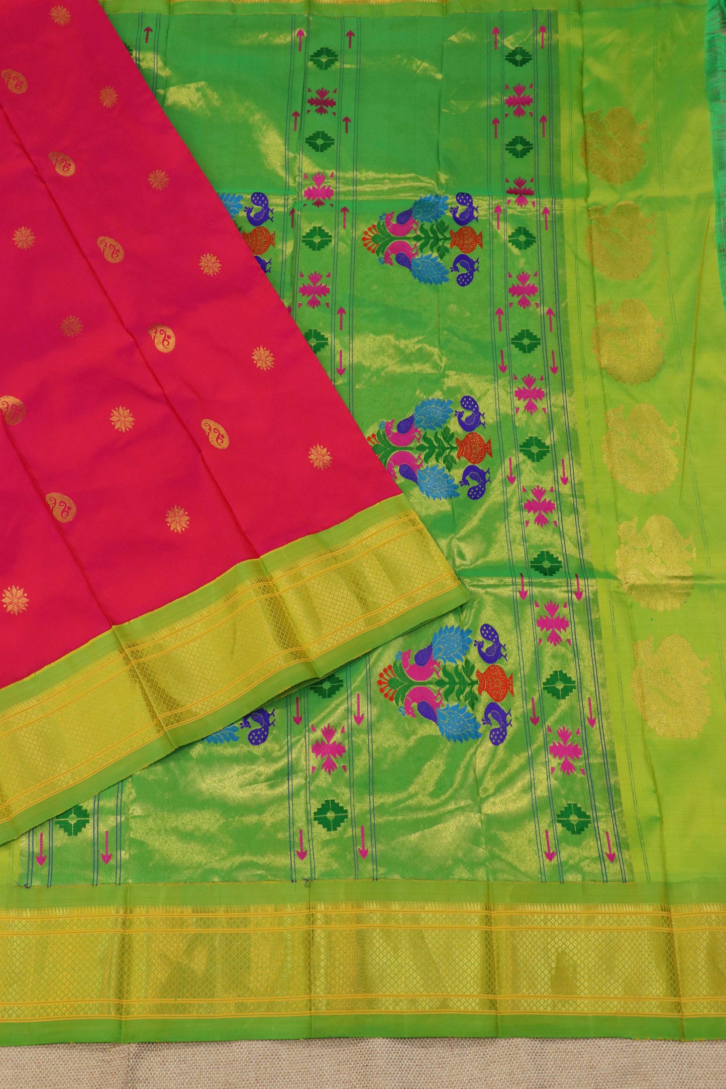 Maharani Pallu Silk Paithani Saree